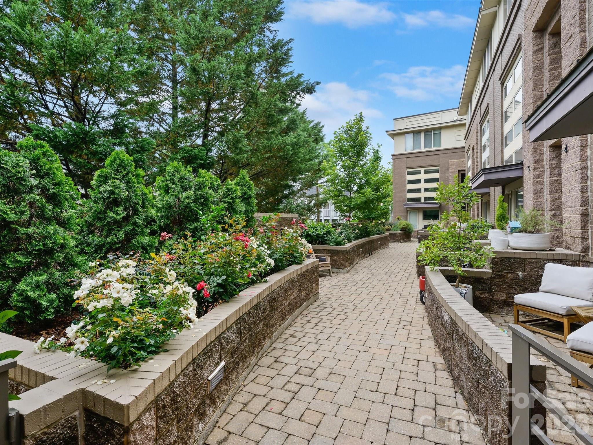 420 Queens Rd #3, Charlotte, NC 28207