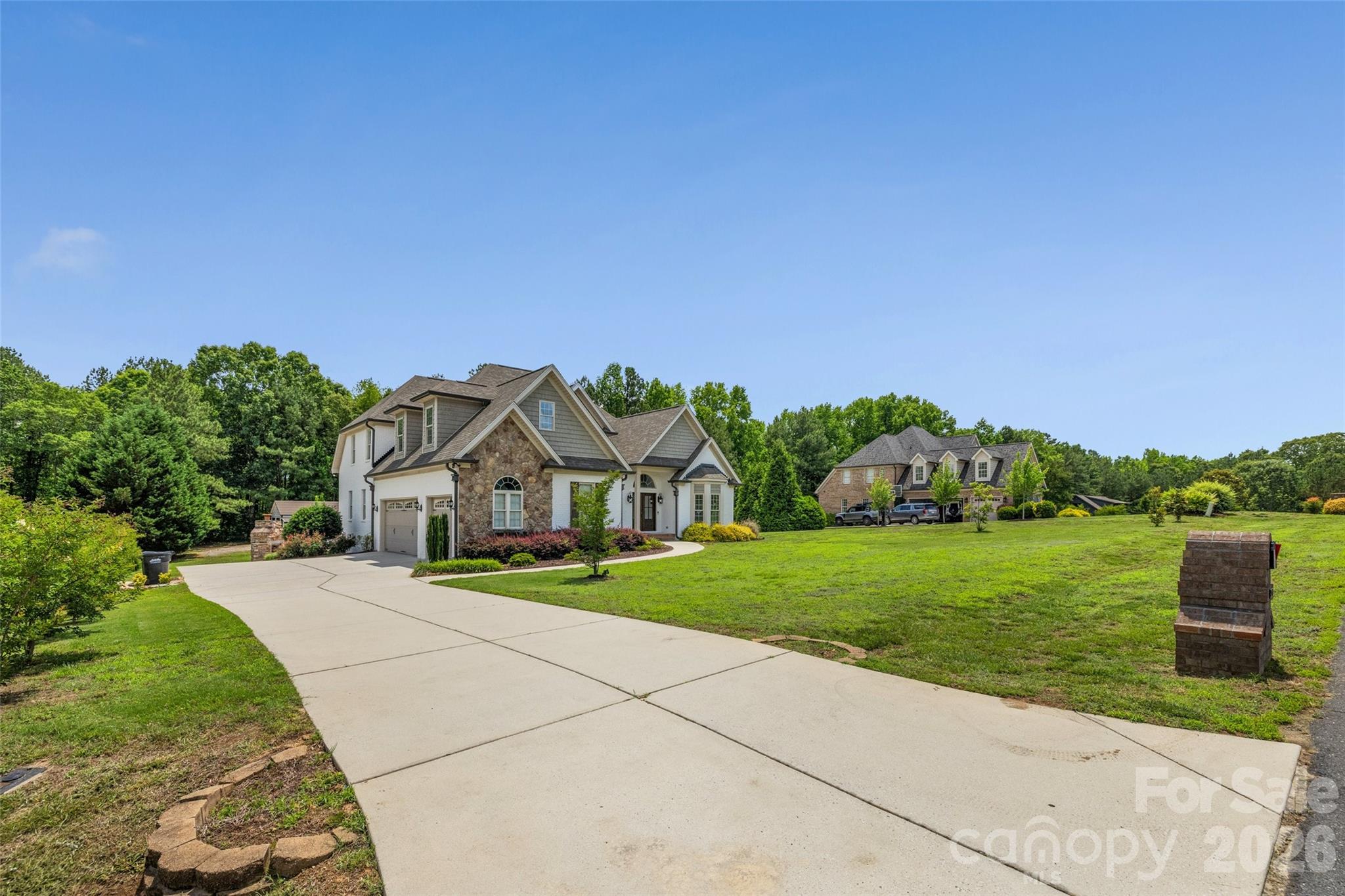 2015 Pierson Dr, Lancaster, SC 29720