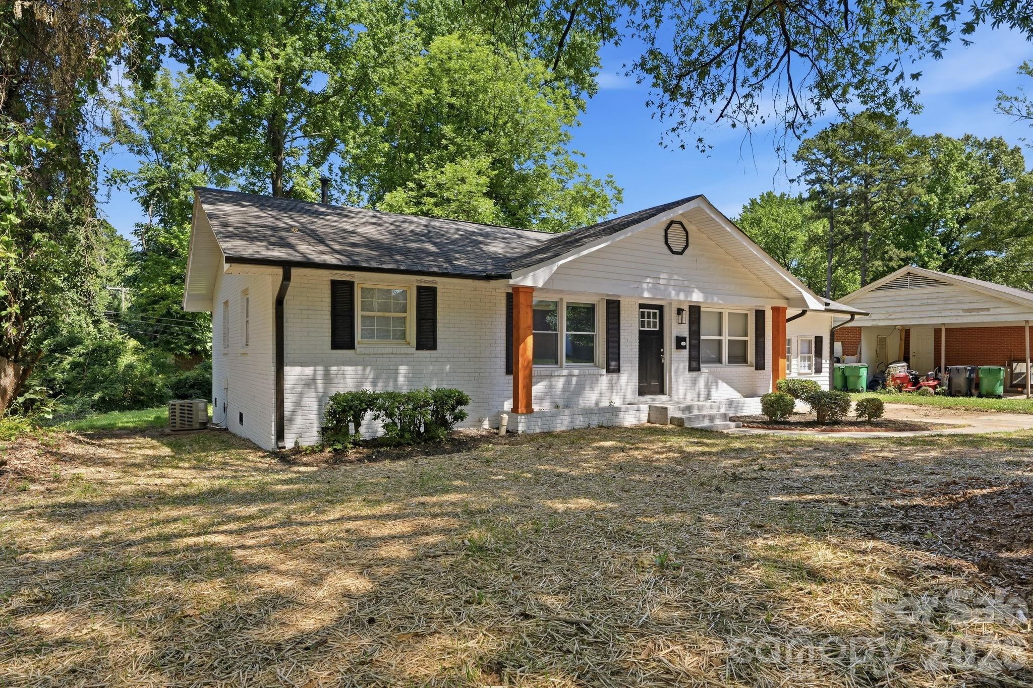 810 Echo Glen Rd, Charlotte, NC 28213