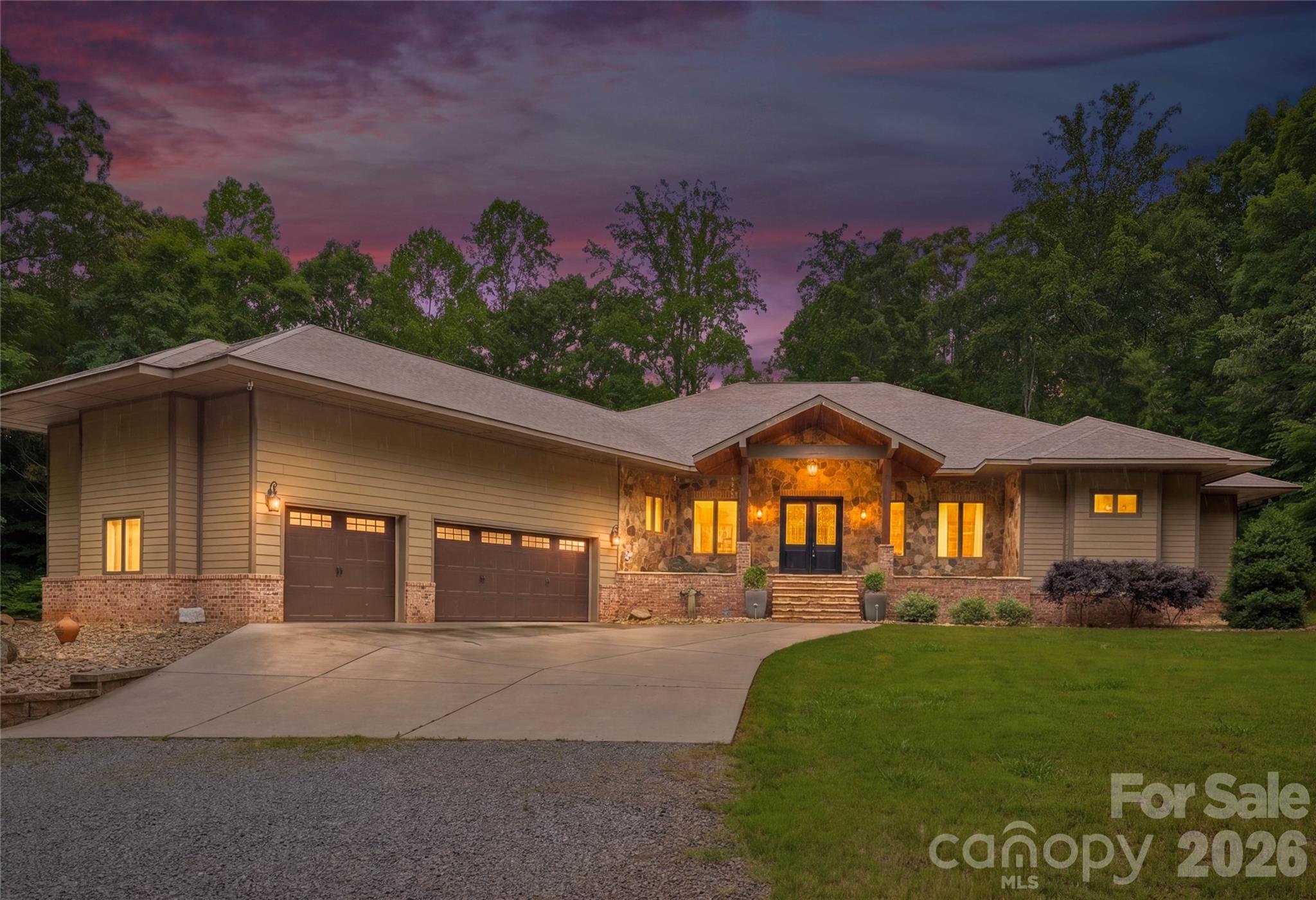 9860 Harvest Ln, Davidson, NC 28036