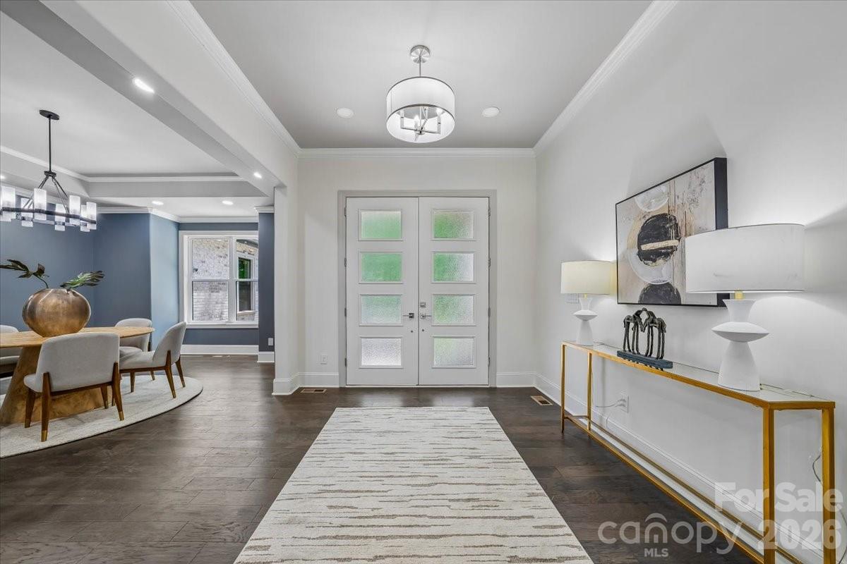 641 Cottonfield Cir, Waxhaw, NC 28173