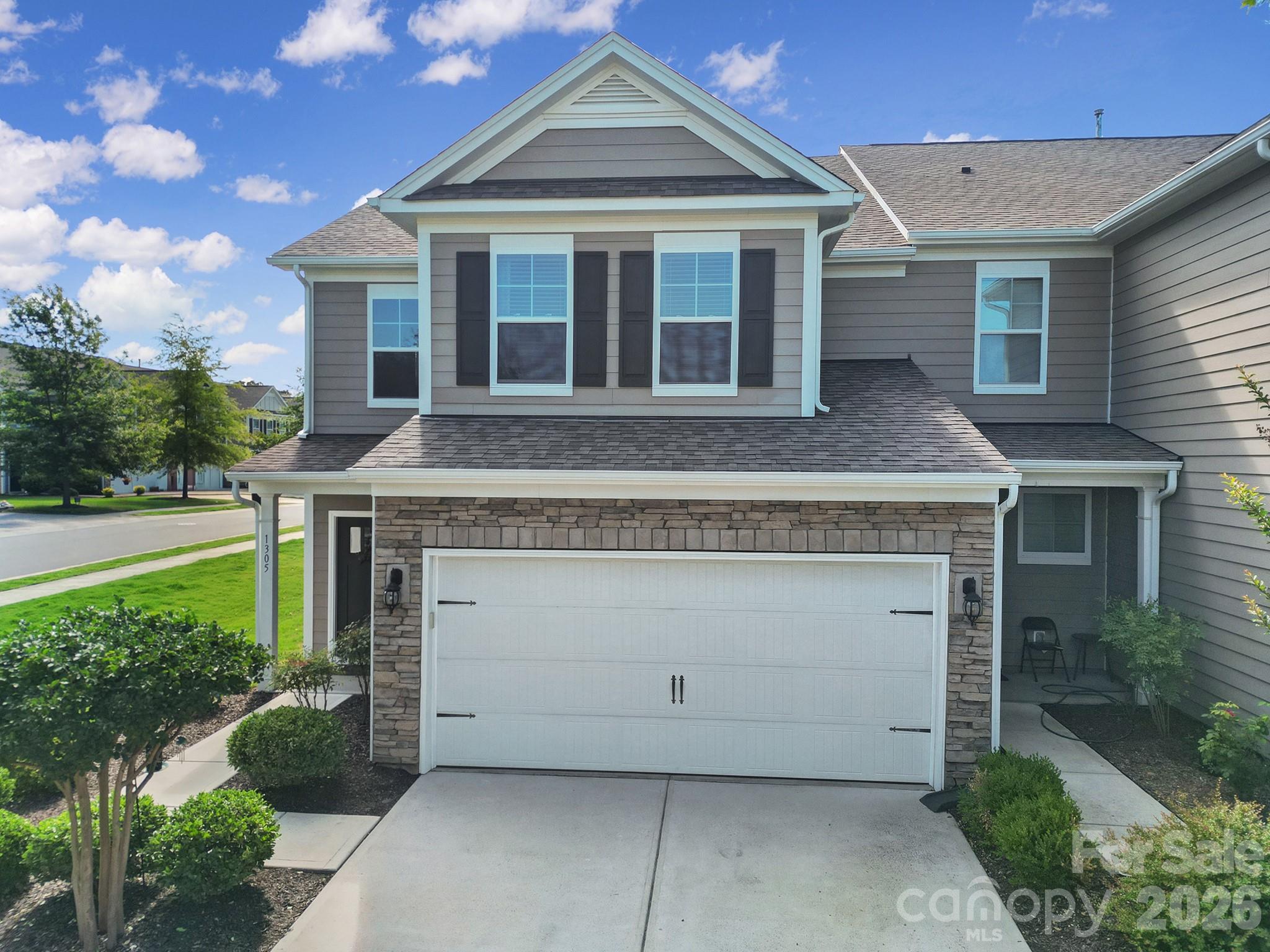 1305 Rainier Dr, Fort Mill, SC 29708