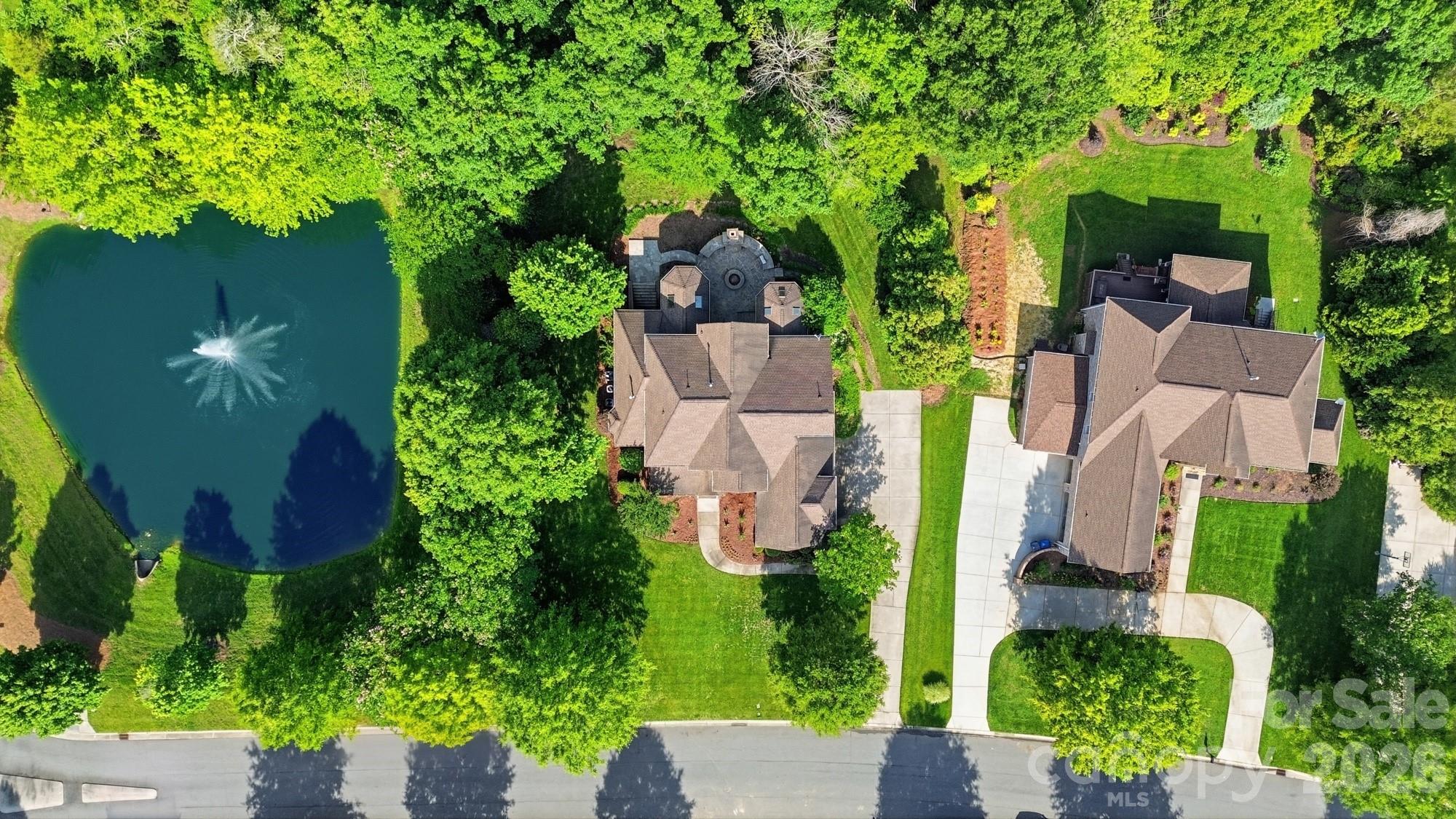 2016 Autumn Blossom Ln, Waxhaw, NC 28173