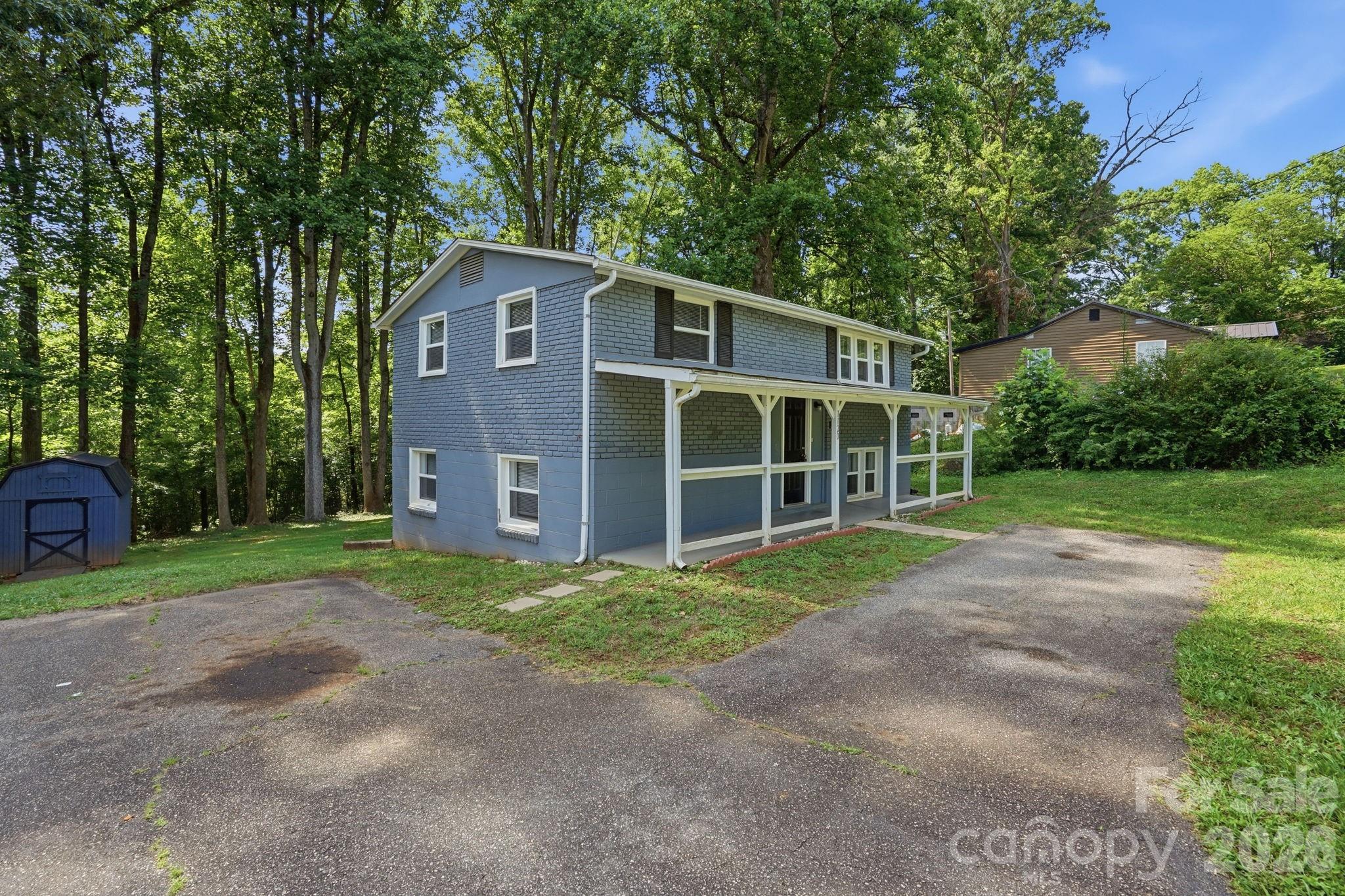 1120 Rita Ave, Statesville, NC 28677