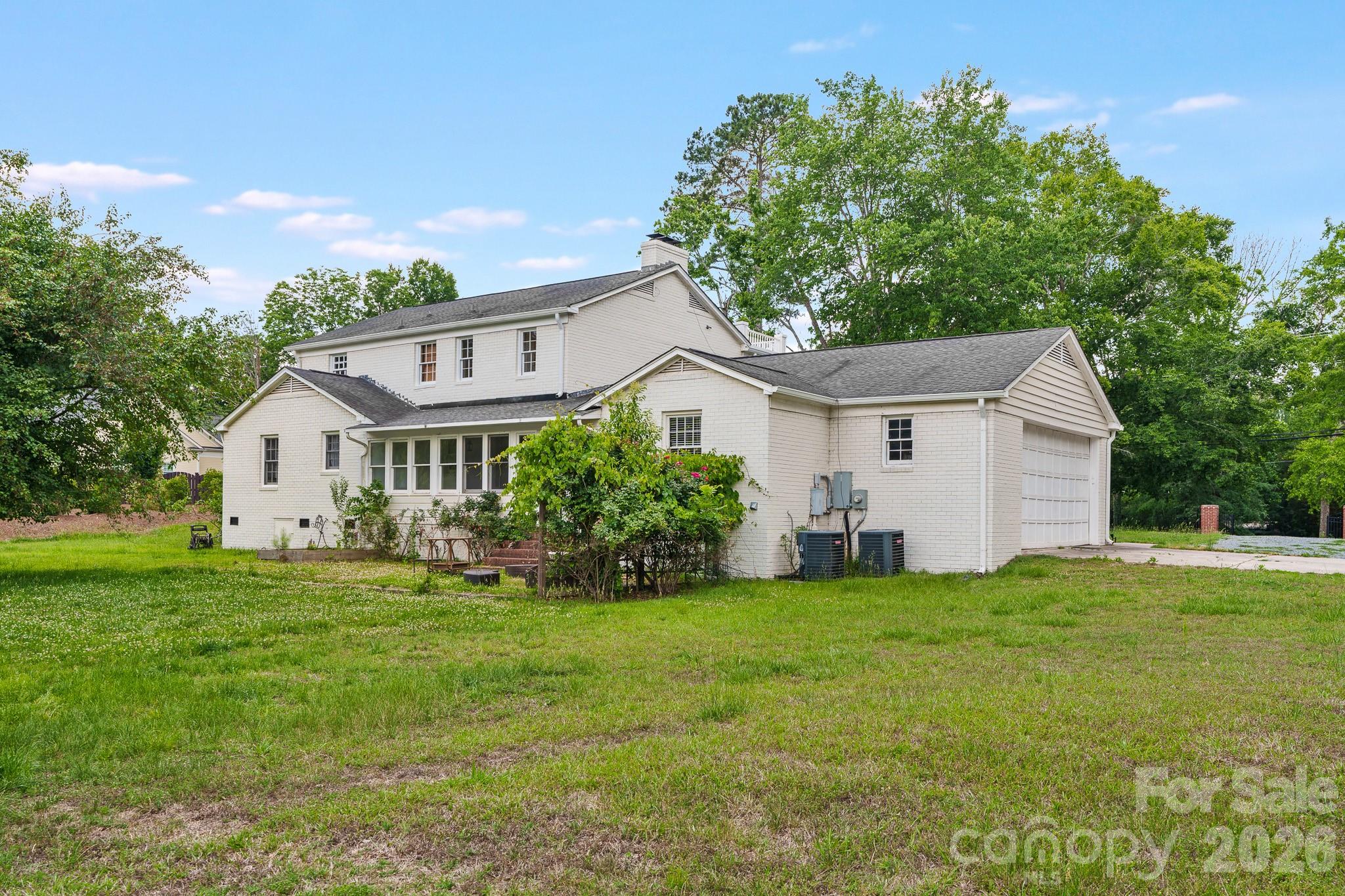 408 N Providence St, Waxhaw, NC 28173