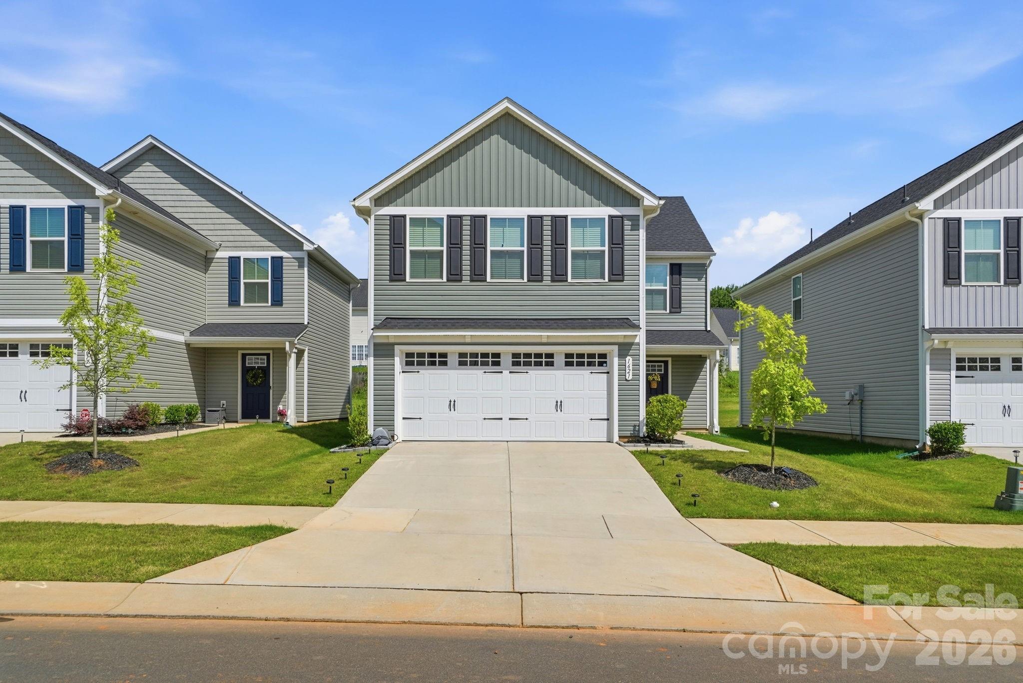 1621 Gutter Branch Dr, Charlotte, NC 28216