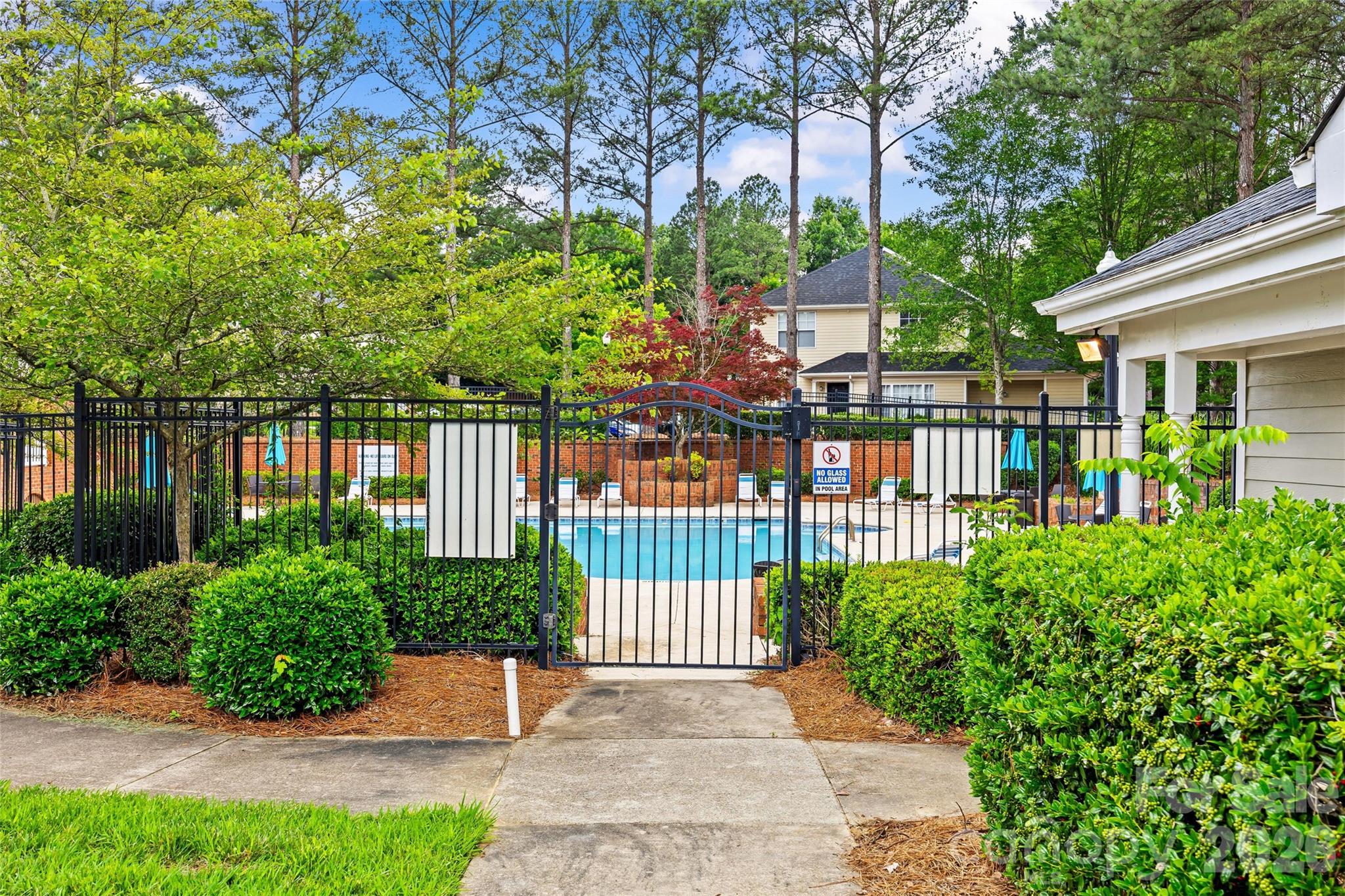 4259 Melrose Club Dr, Matthews, NC 28105