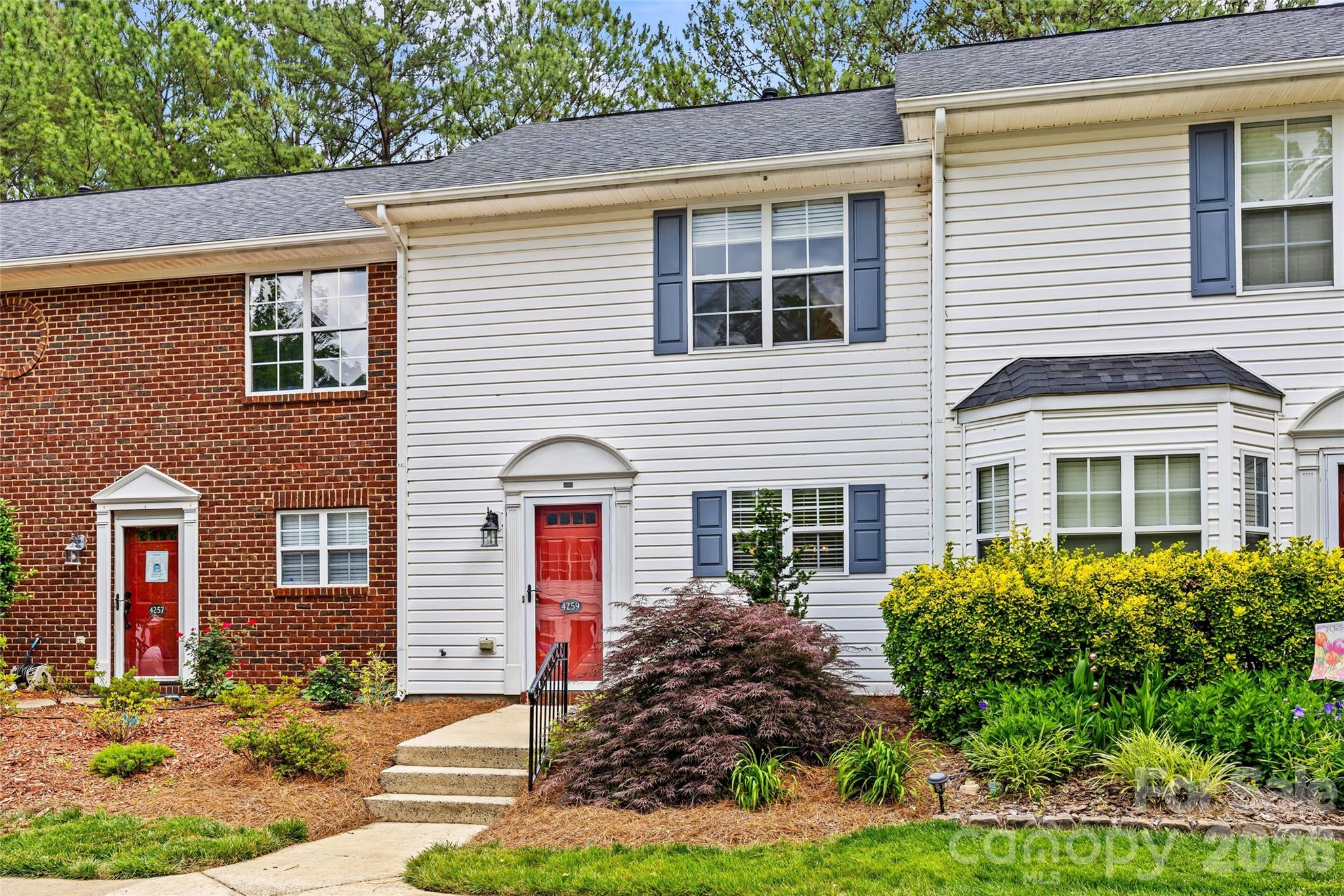 4259 Melrose Club Dr, Matthews, NC 28105