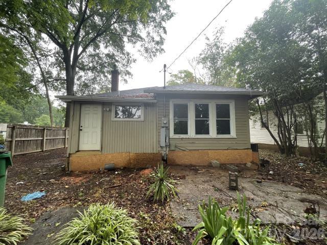 2616 Holton Ave, Charlotte, NC 28208