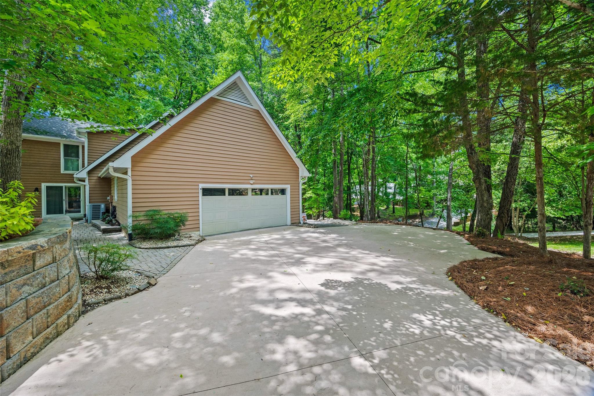 13 Bald Eagle Rd, Lake Wylie, SC 29710