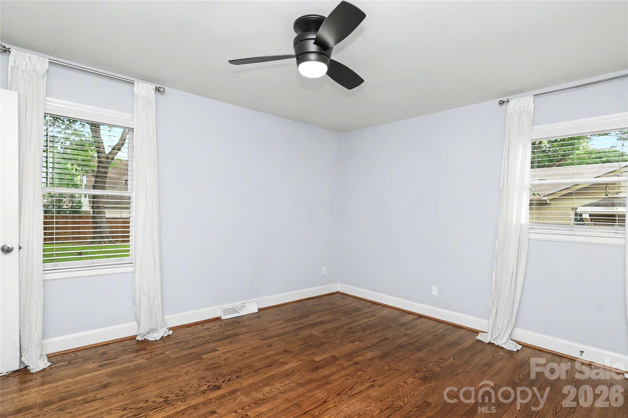 3723 Litchfield Rd, Charlotte, NC 28211