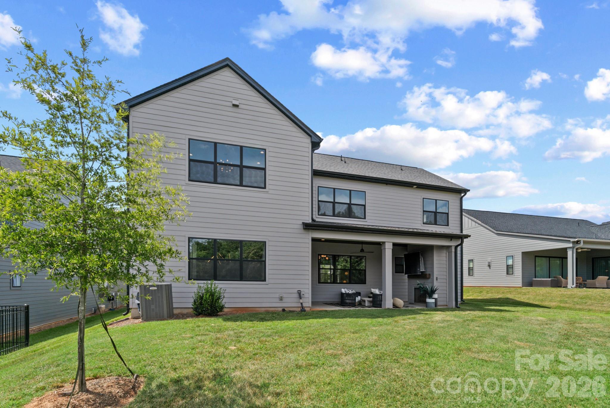 13944 Roosevelt Grove Dr, Huntersville, NC 28078