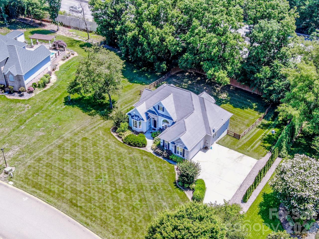 131 S Gibbs Rd, Mooresville, NC 28117