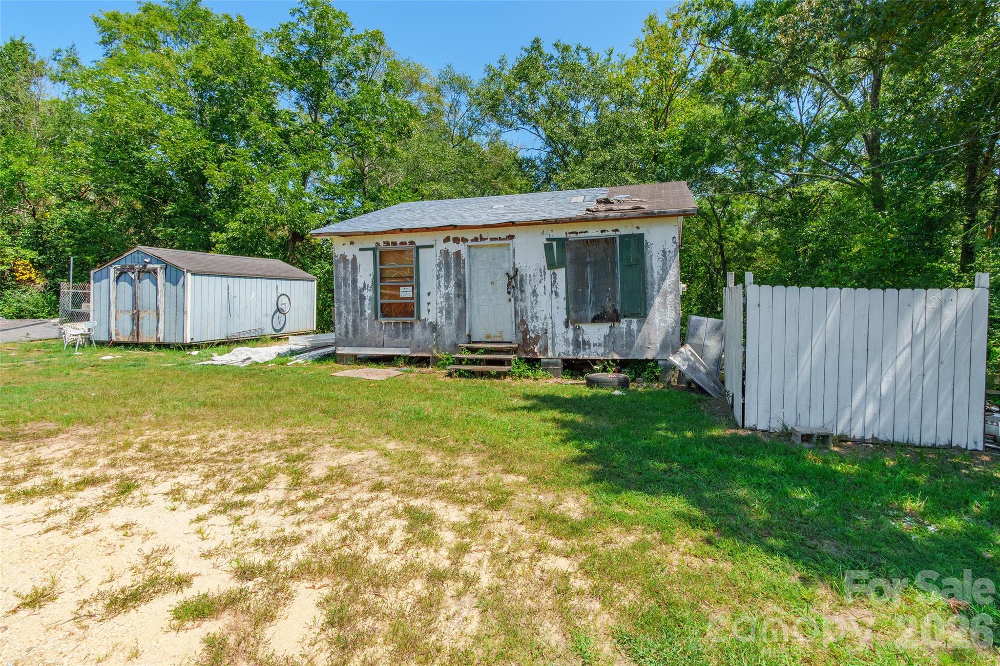 106 Deaver St, Chester, SC 29706