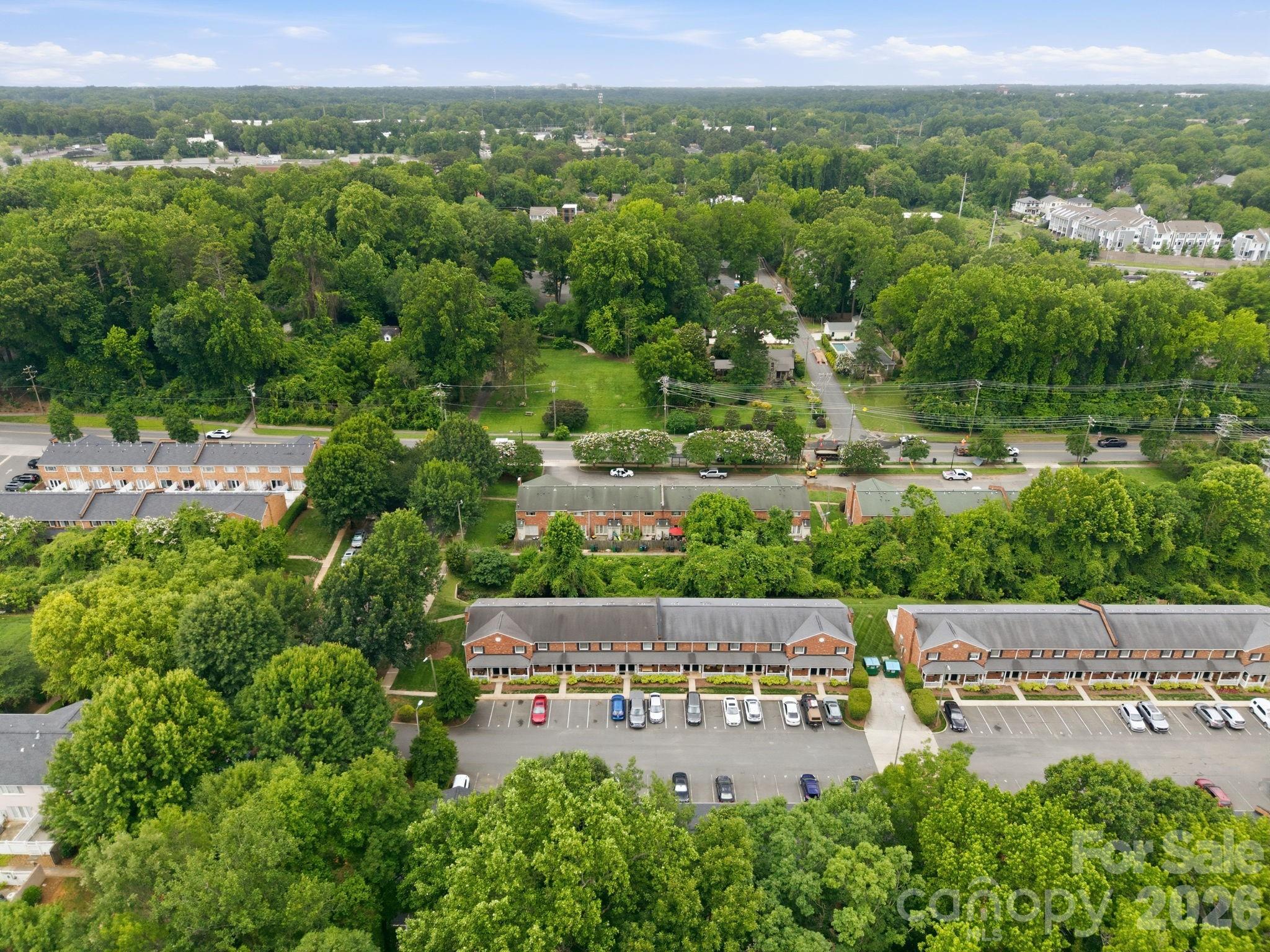 1215 Green Oaks Ln #I, Charlotte, NC 28205
