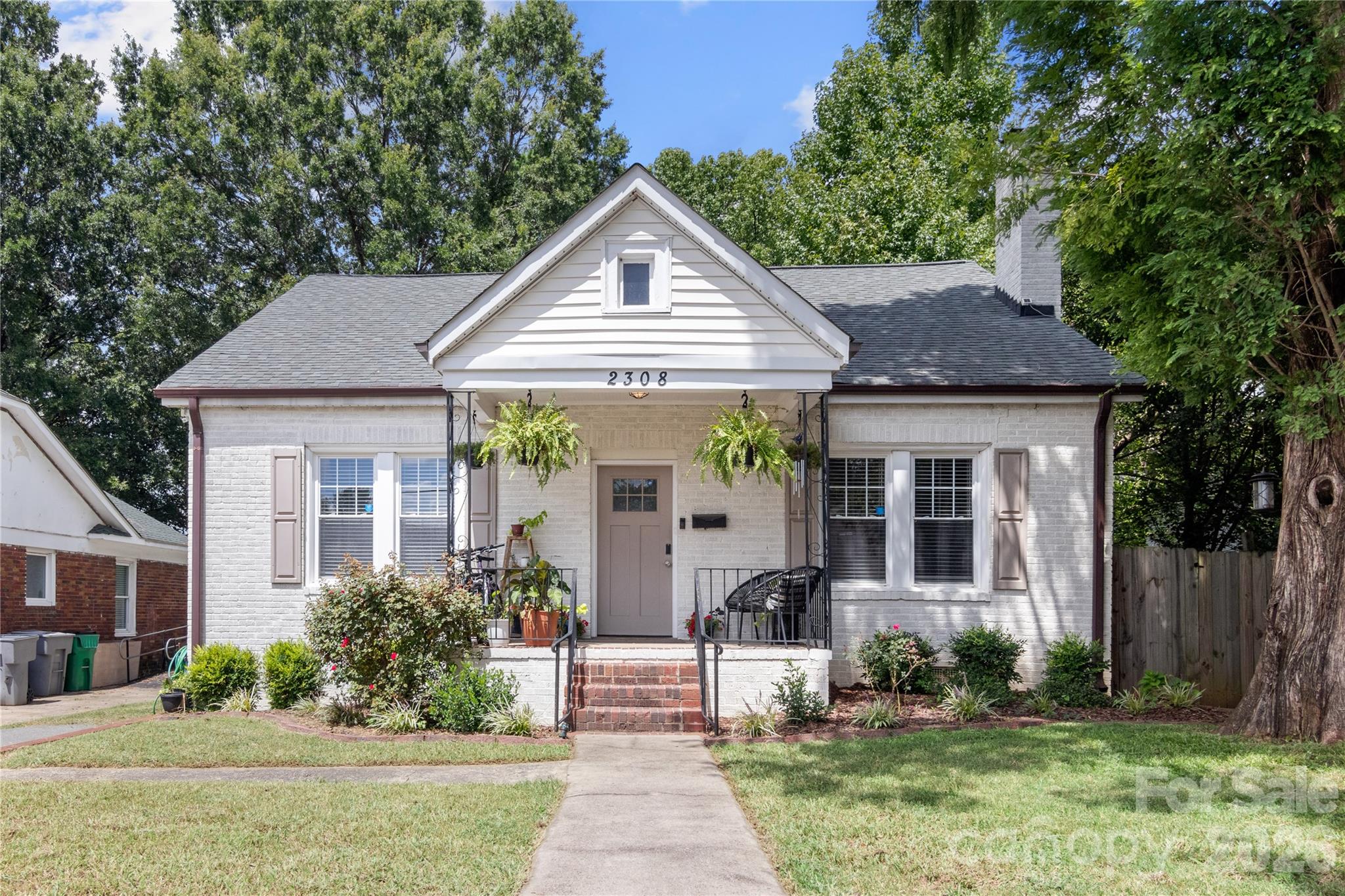 2308 Carmine St, Charlotte, NC 28206