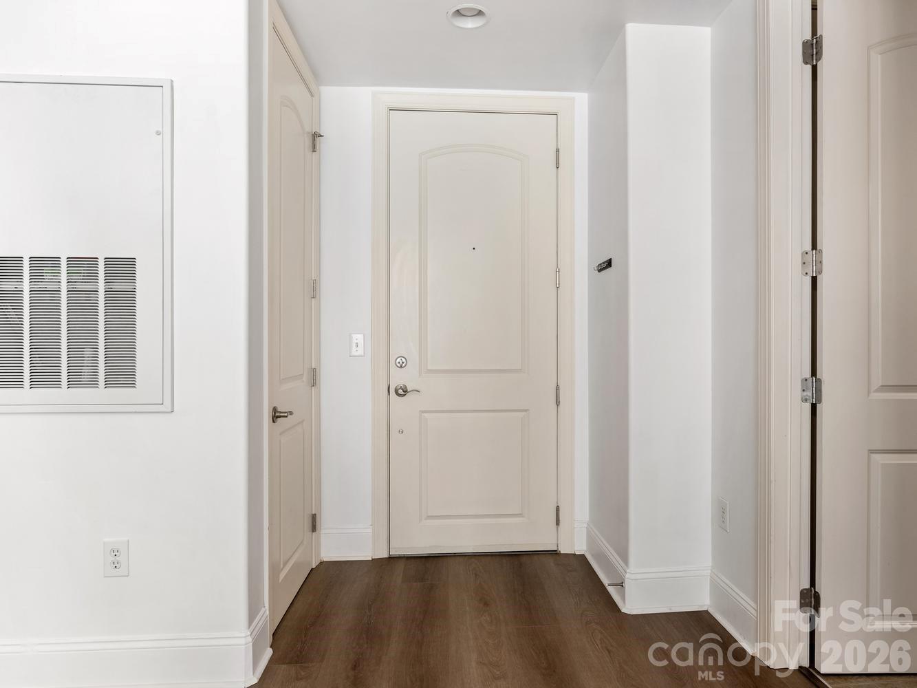 4625 Piedmont Row Dr #408, Charlotte, NC 28210