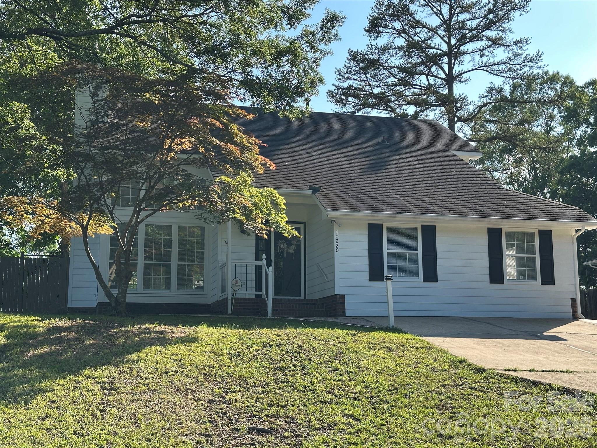 10220 Rockwood Rd, Charlotte, NC 28215
