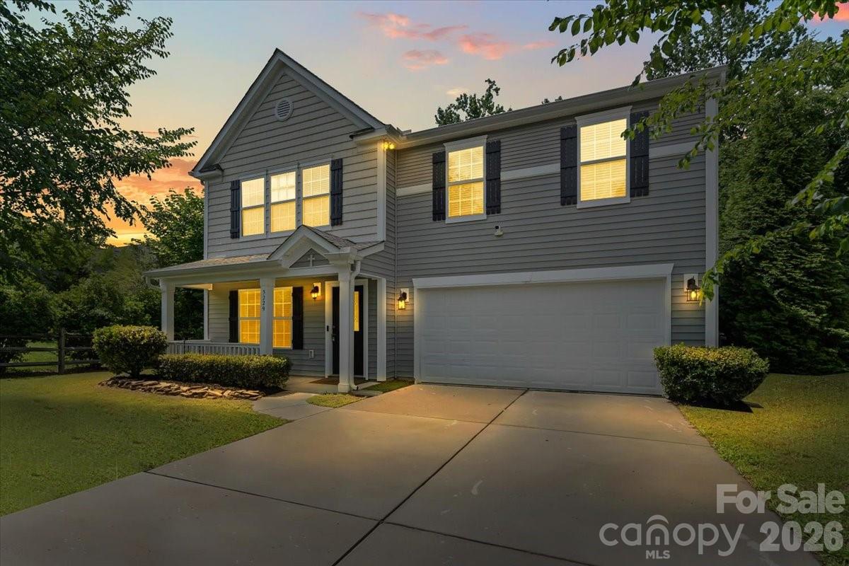 5229 Hawkins Meadow Ct, Charlotte, NC 28213