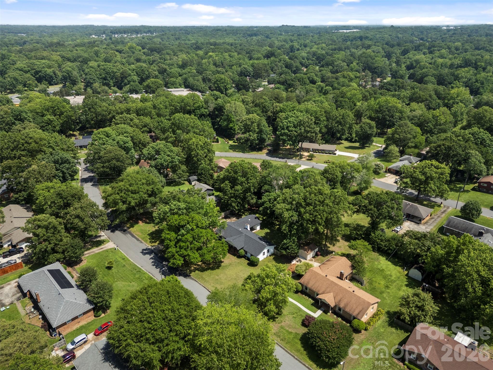 224 Sturbridge Dr, Charlotte, NC 28214