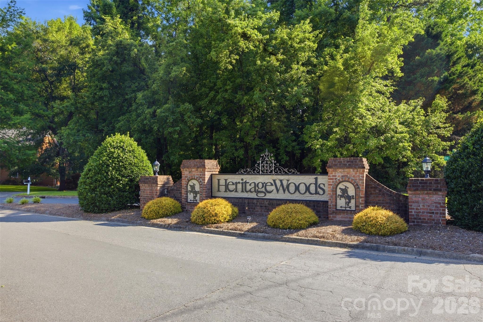 932 Alexandria Ct, Gastonia, NC 28056