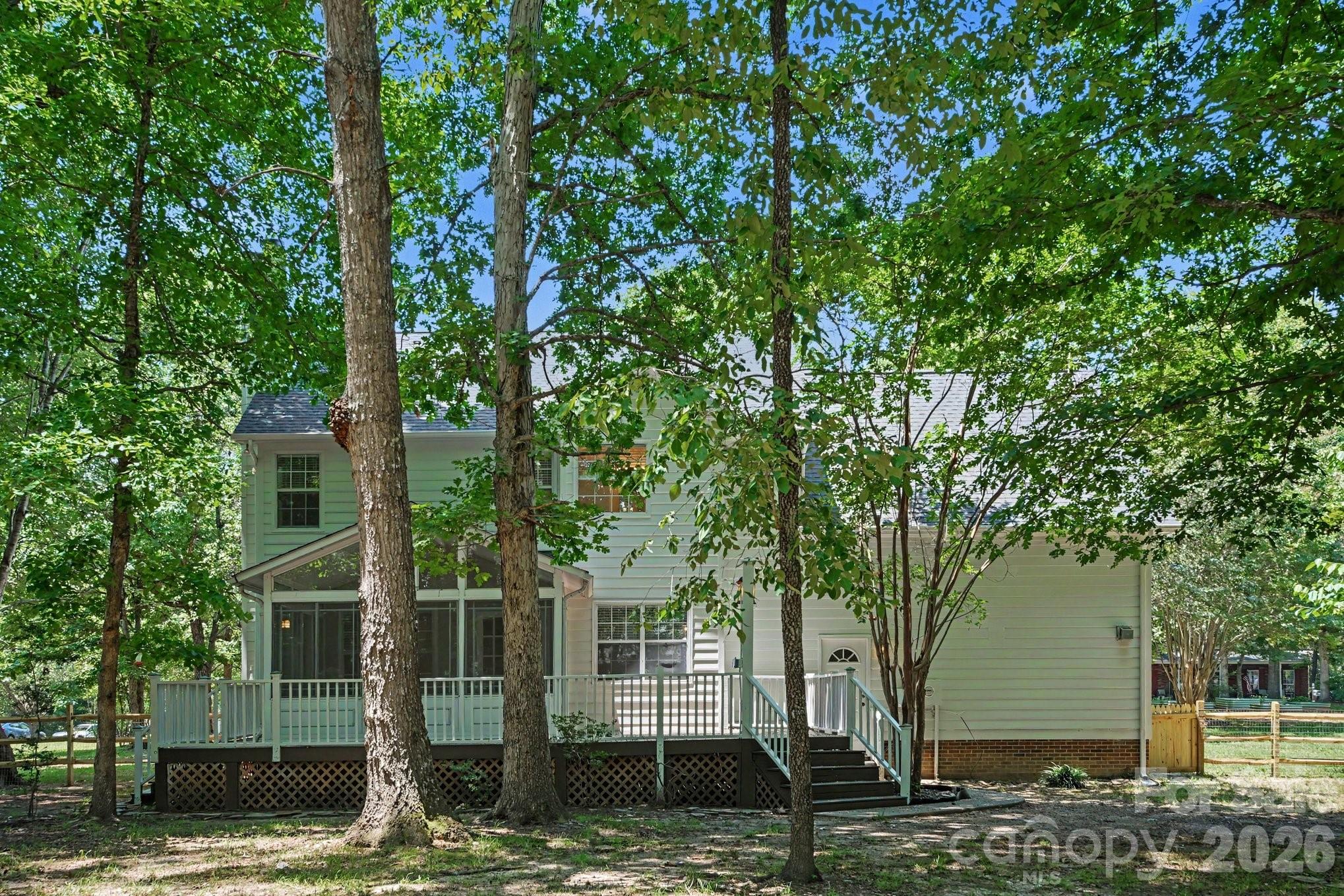 1255 Hawthorne Dr, Indian Trail, NC 28079