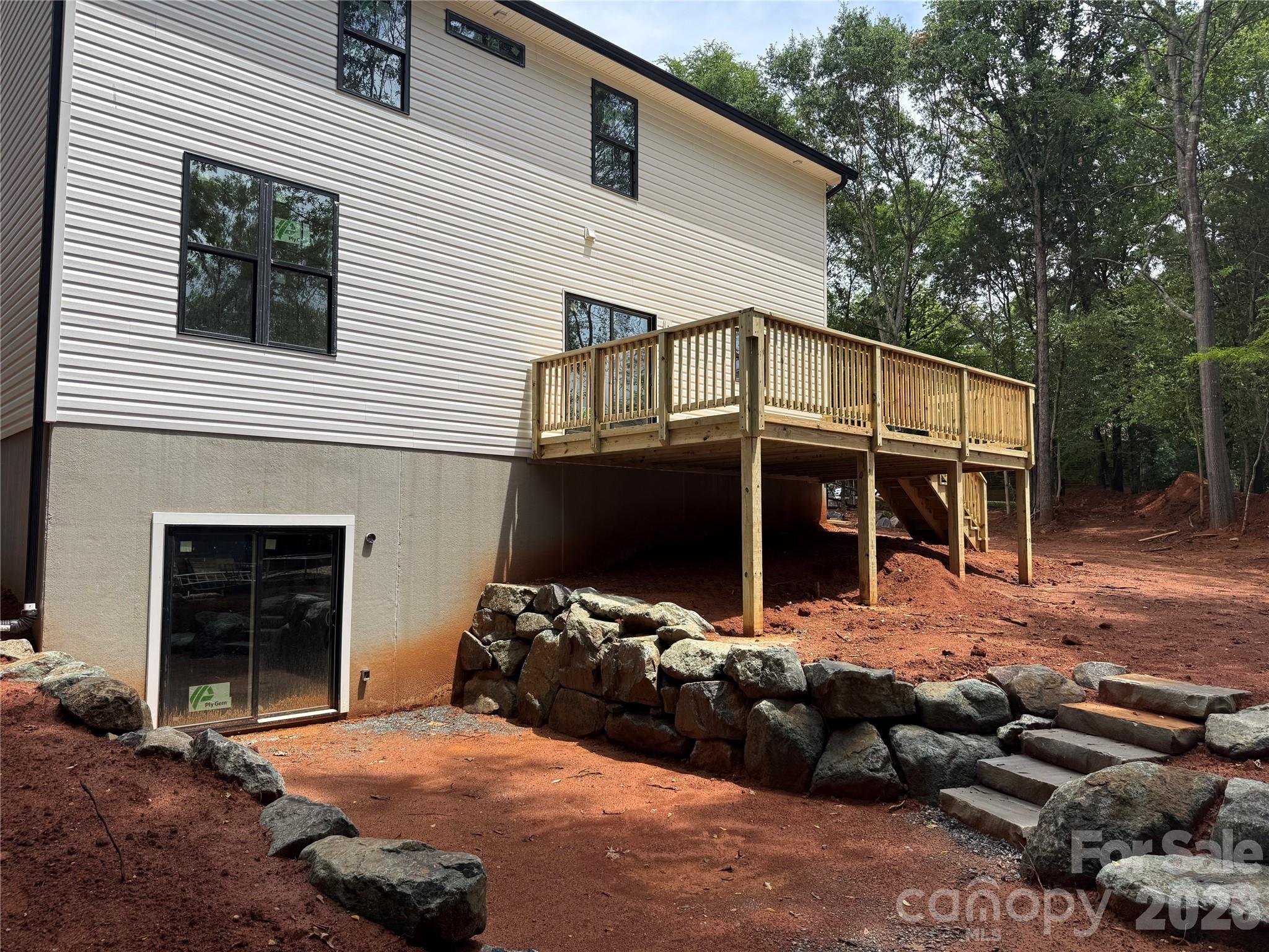 5069 Tara Tea Dr, Tega Cay, SC 29708