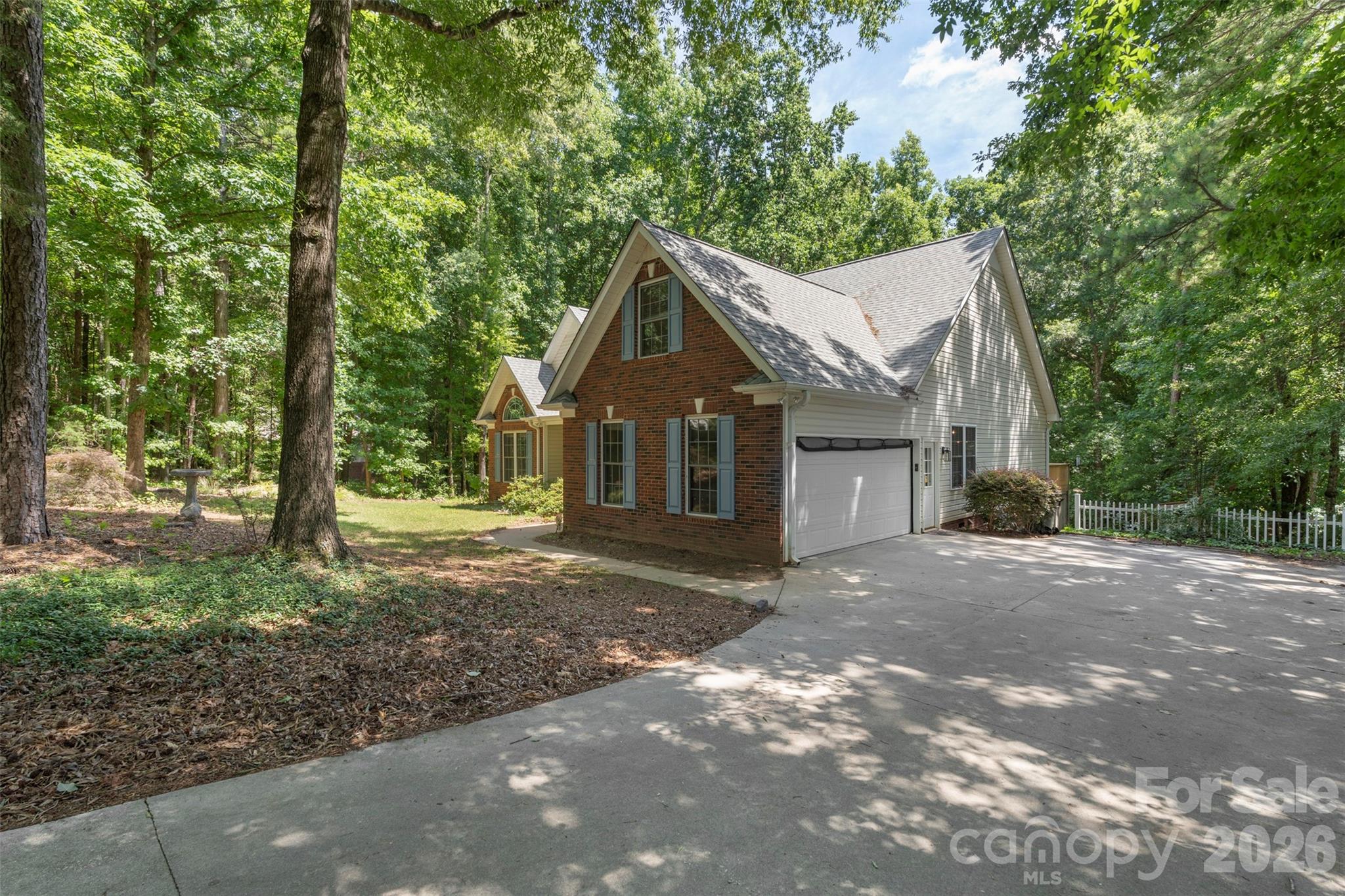 312 Tradewinds Ln, York, SC 29745