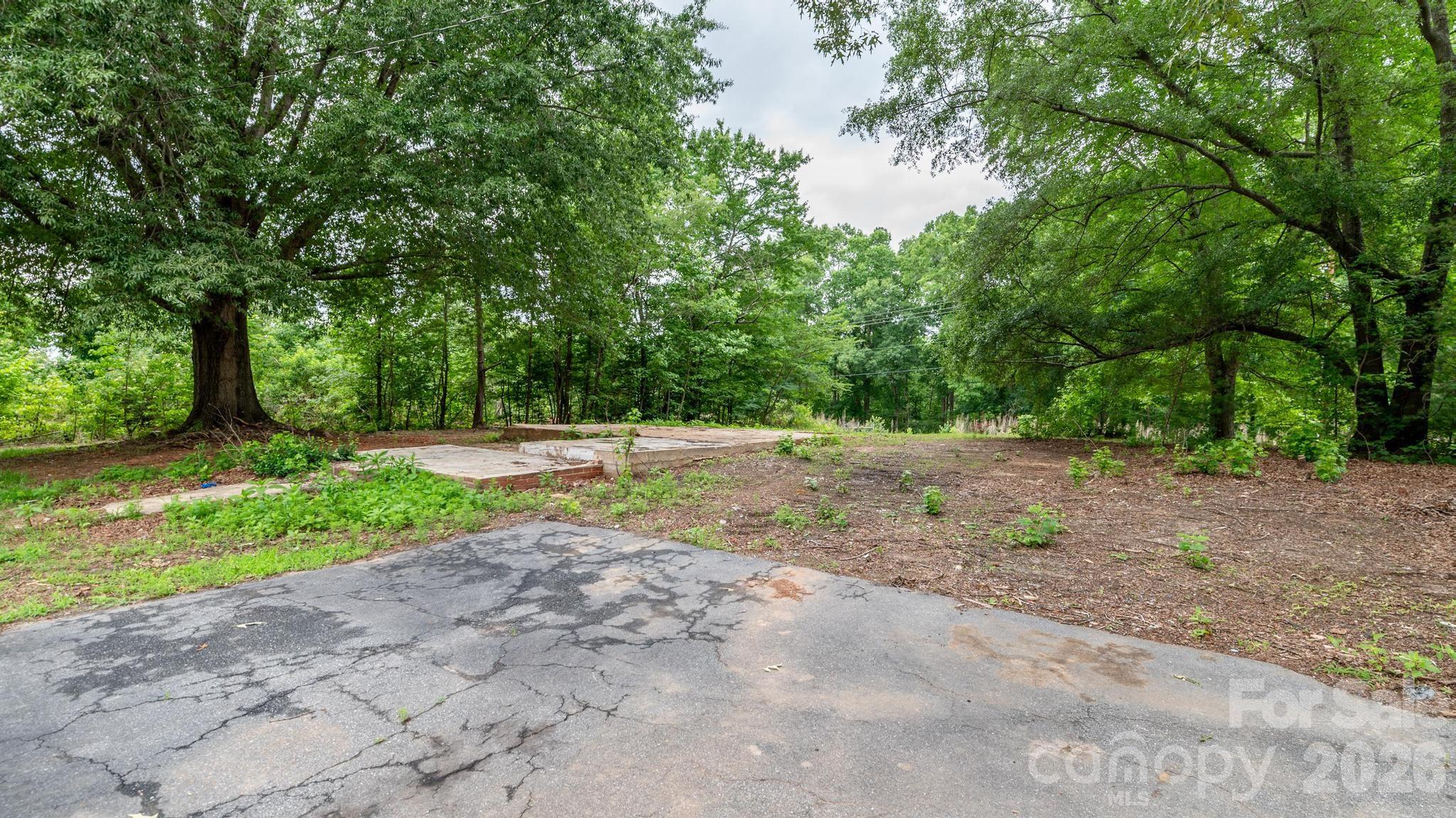 4449 Hickory Hw, Statesville, NC 28677