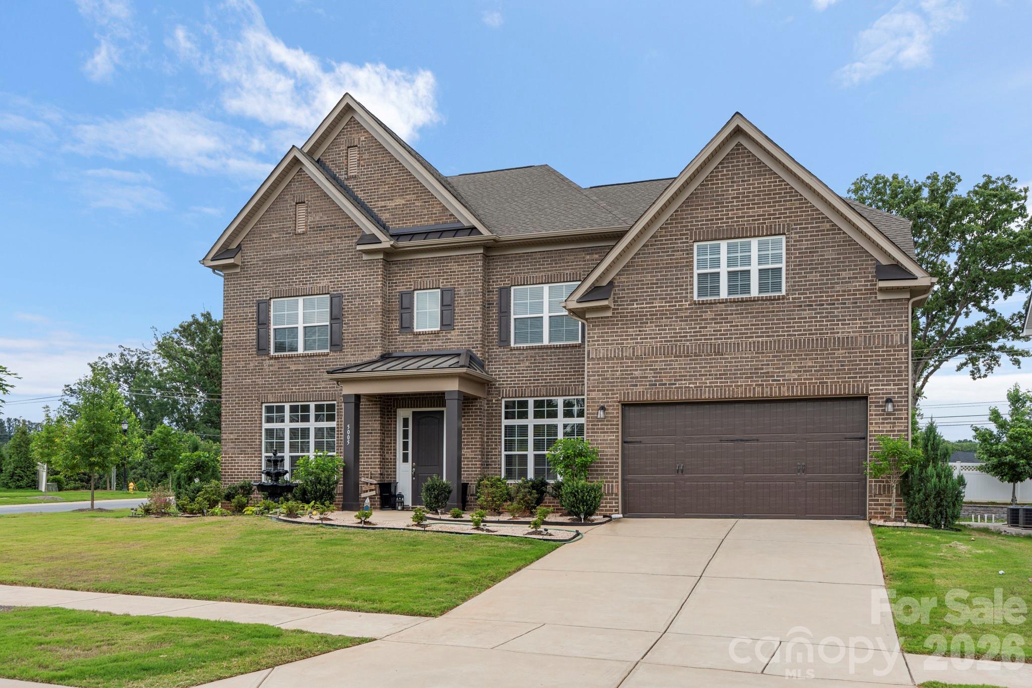 5005 Alexander Manor Dr, Charlotte, NC 28270