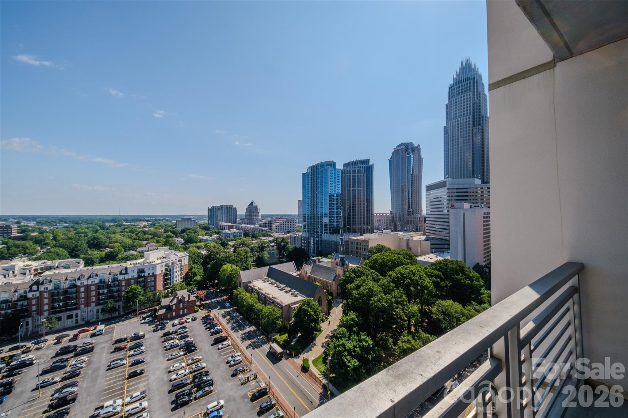 333 W Trade St #1602, Charlotte, NC 28202