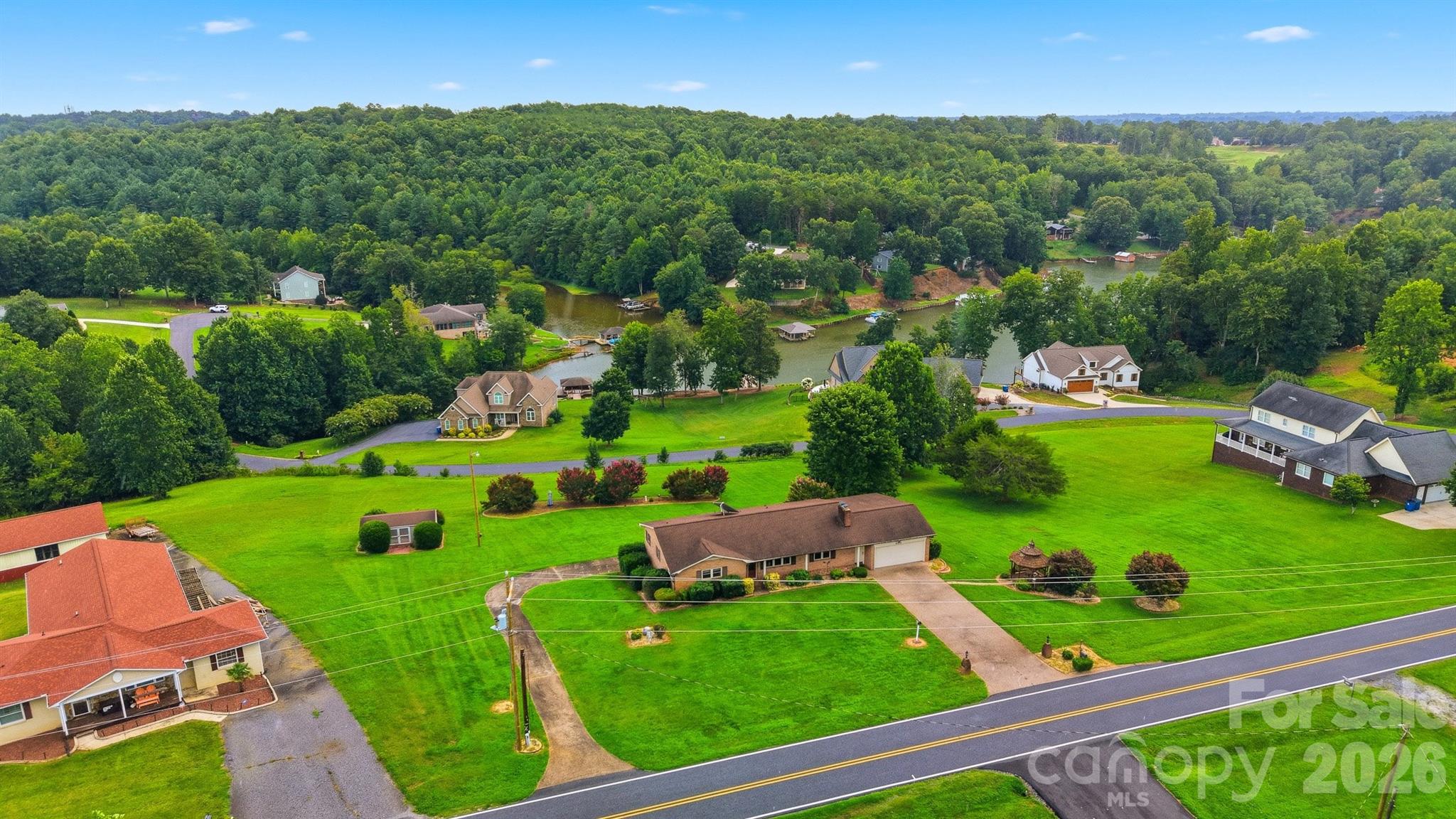 5305 Icard Ridge Rd, Hickory, NC 28601