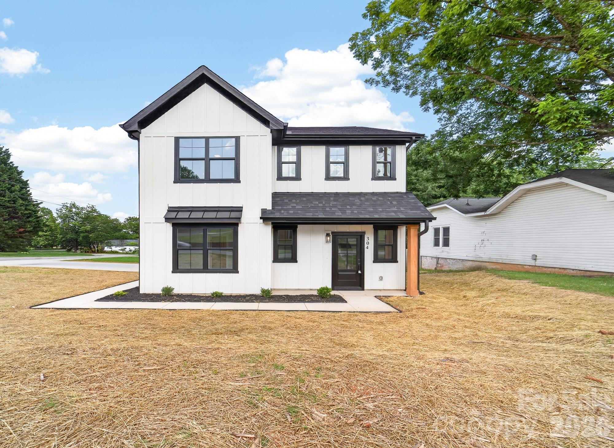 304 N 14th St, Bessemer City, NC 28016
