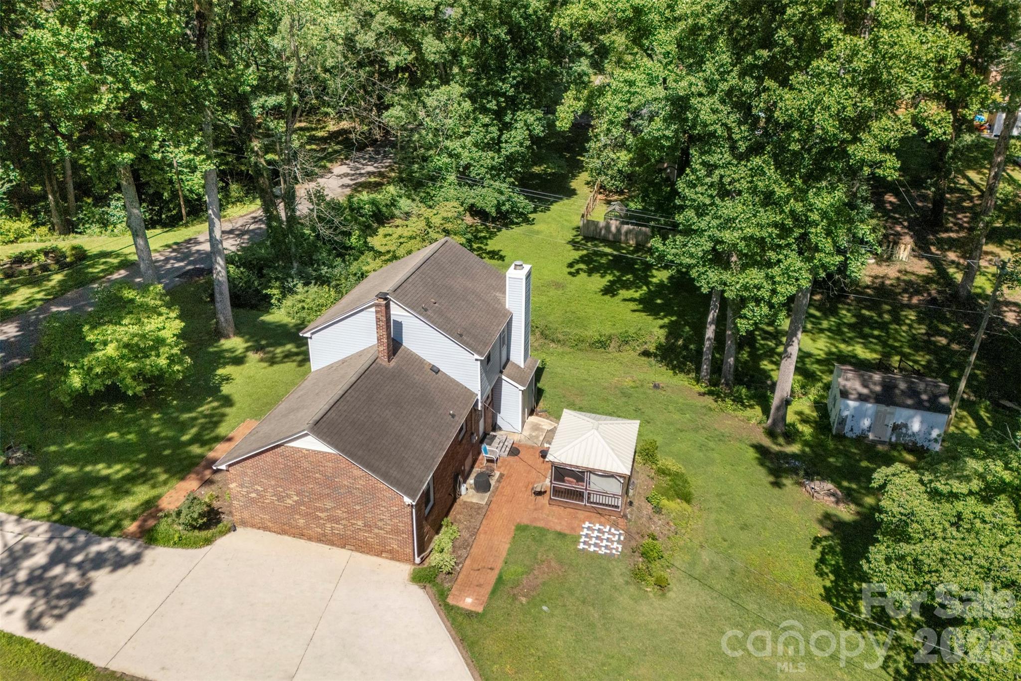 121 E Summersby St, Fort Mill, SC 29715