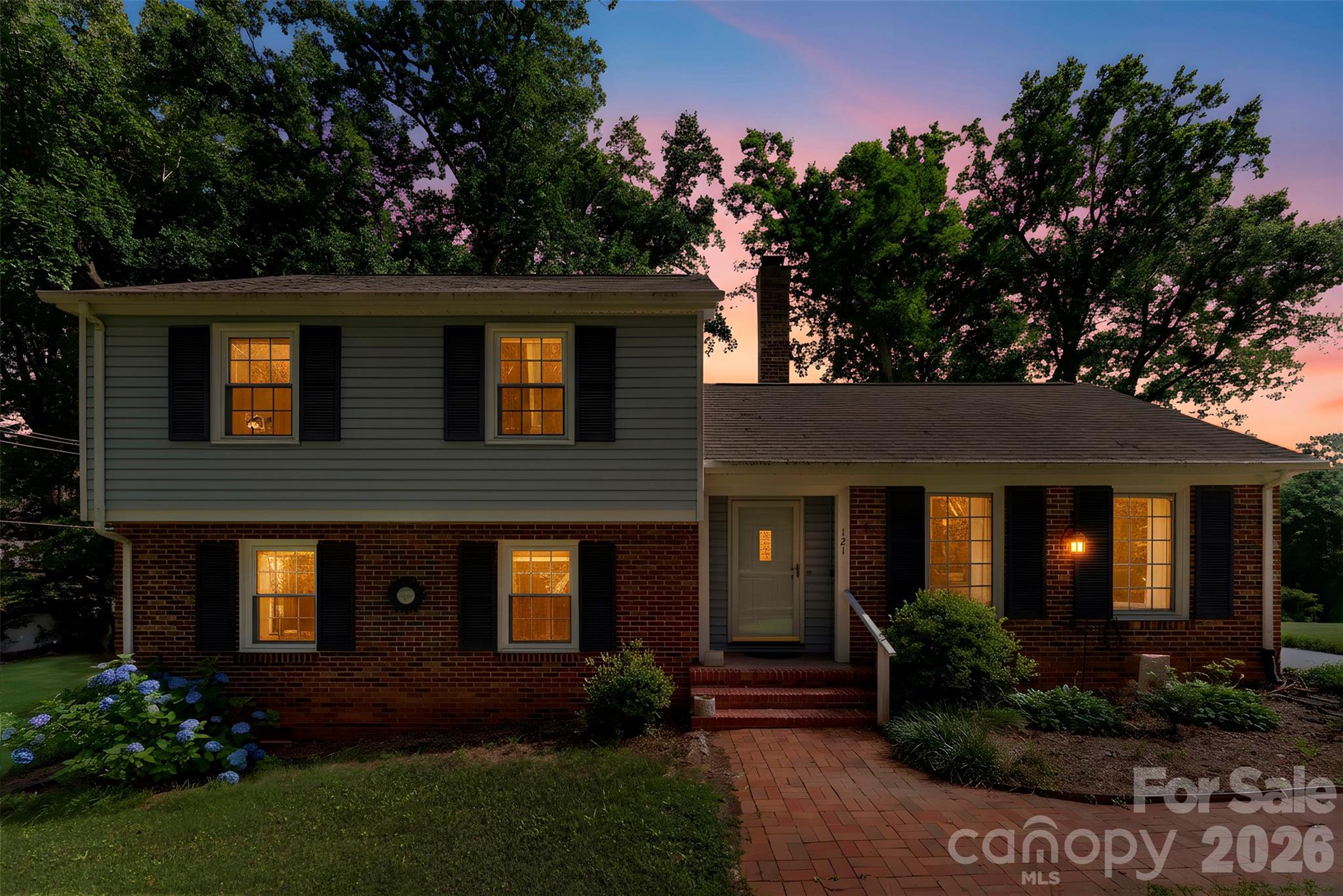121 E Summersby St, Fort Mill, SC 29715