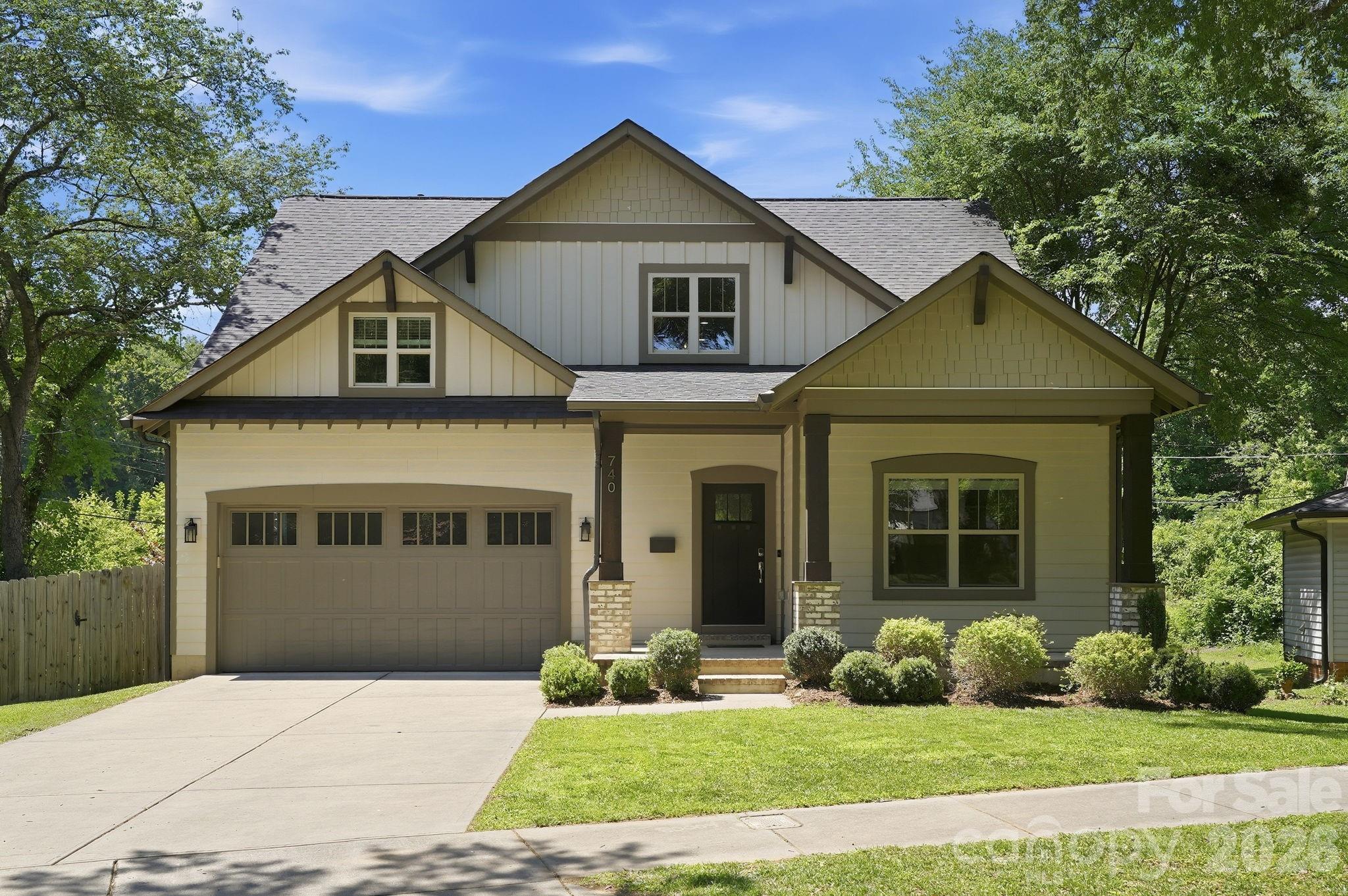 740 Seldon Dr, Charlotte, NC 28216