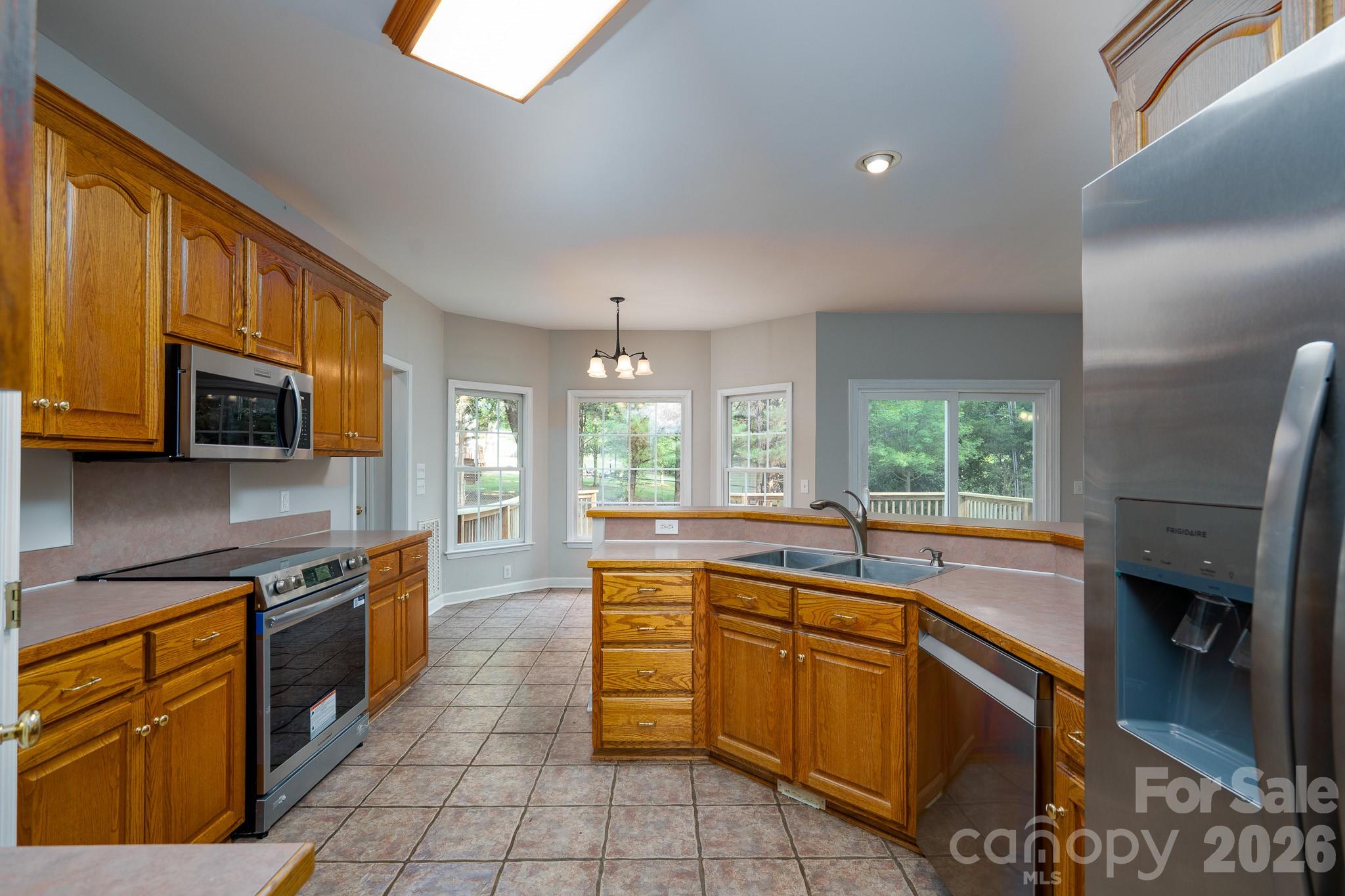 2116 Quail Dr NW, Concord, NC 28027