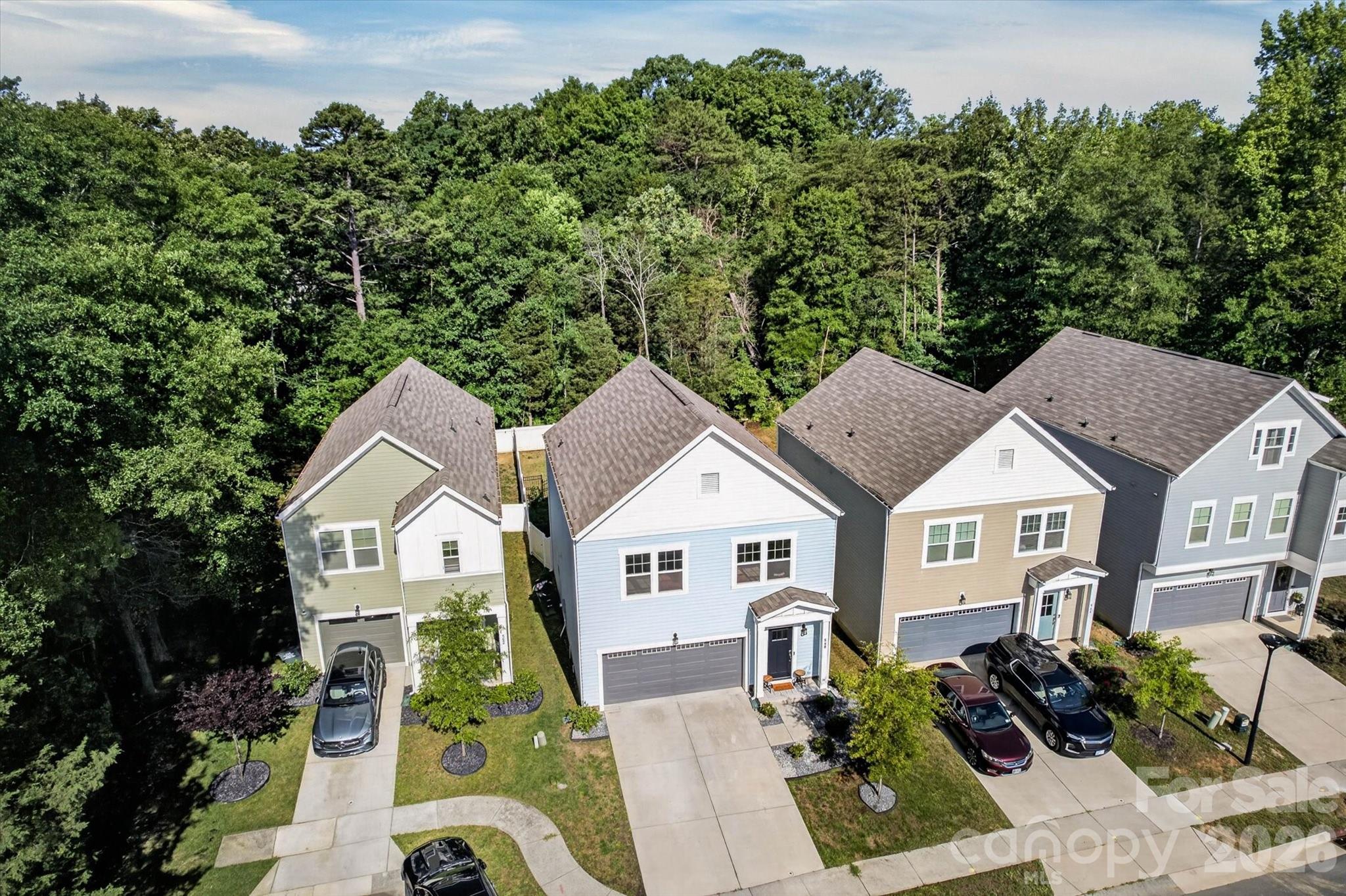548 Kingsway Cir, Charlotte, NC 28214