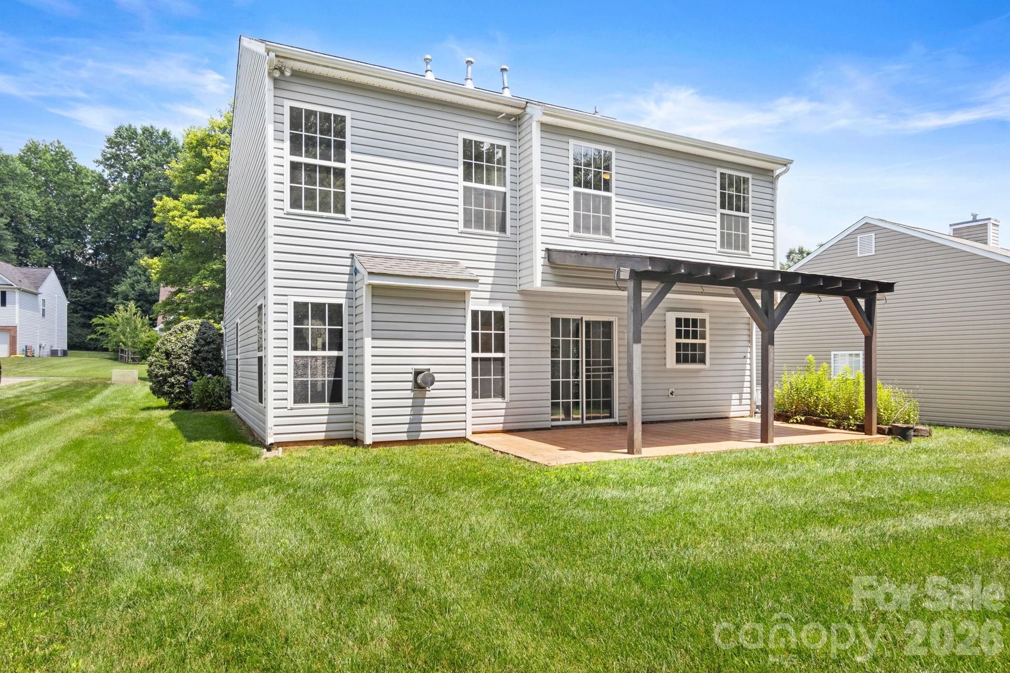 1446 Deer Forest Dr, Fort Mill, SC 29707