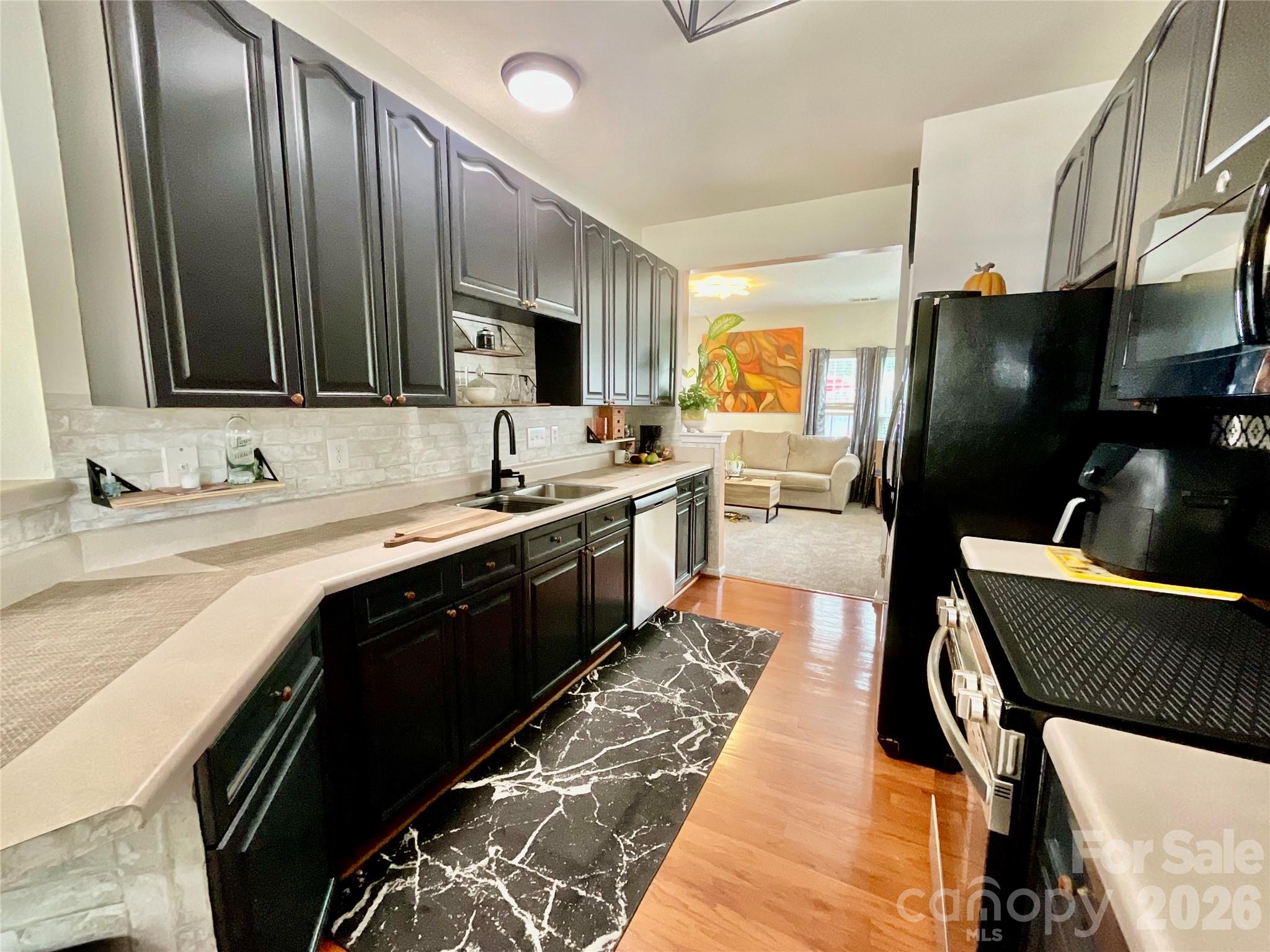 1965 Charlotte Hw #406, Mooresville, NC 28115