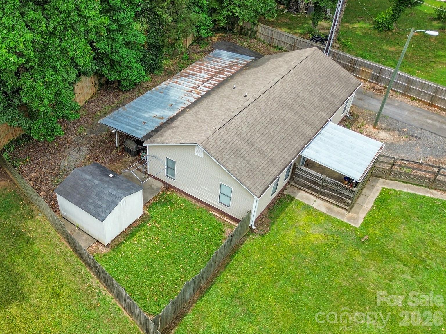 3801 Hayden Dr, Charlotte, NC 28269