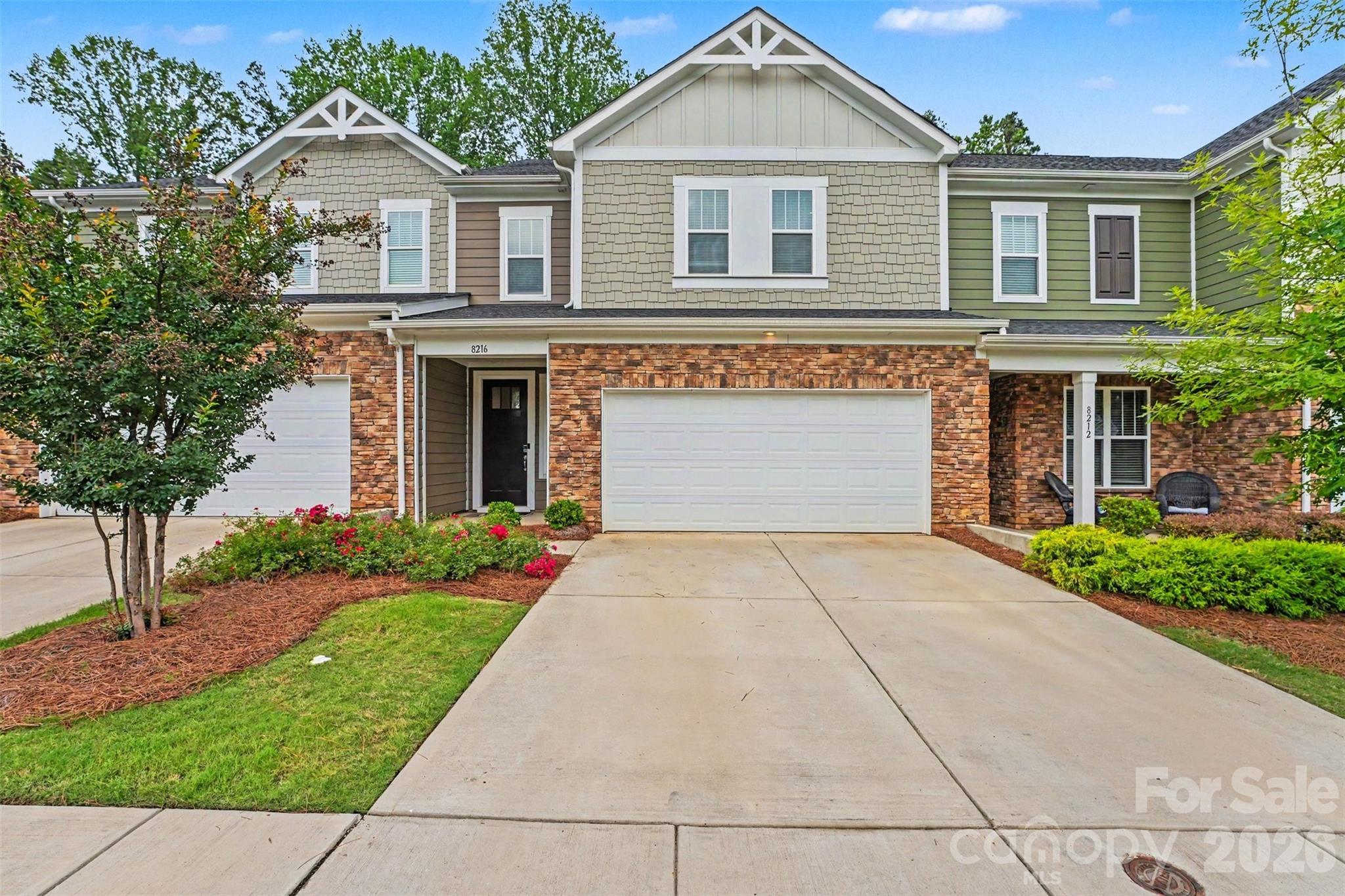 8216 Merryvale Ln, Charlotte, NC 28214