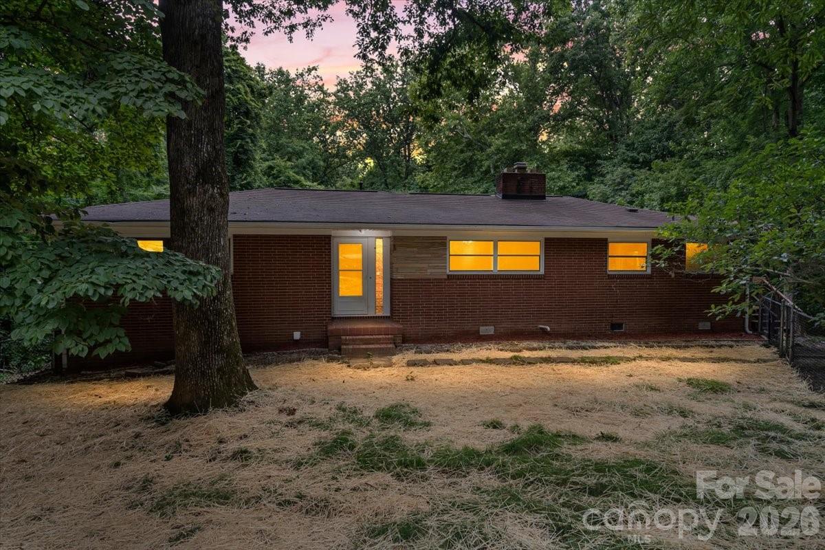 7328 Everett Dr, Charlotte, NC 28214