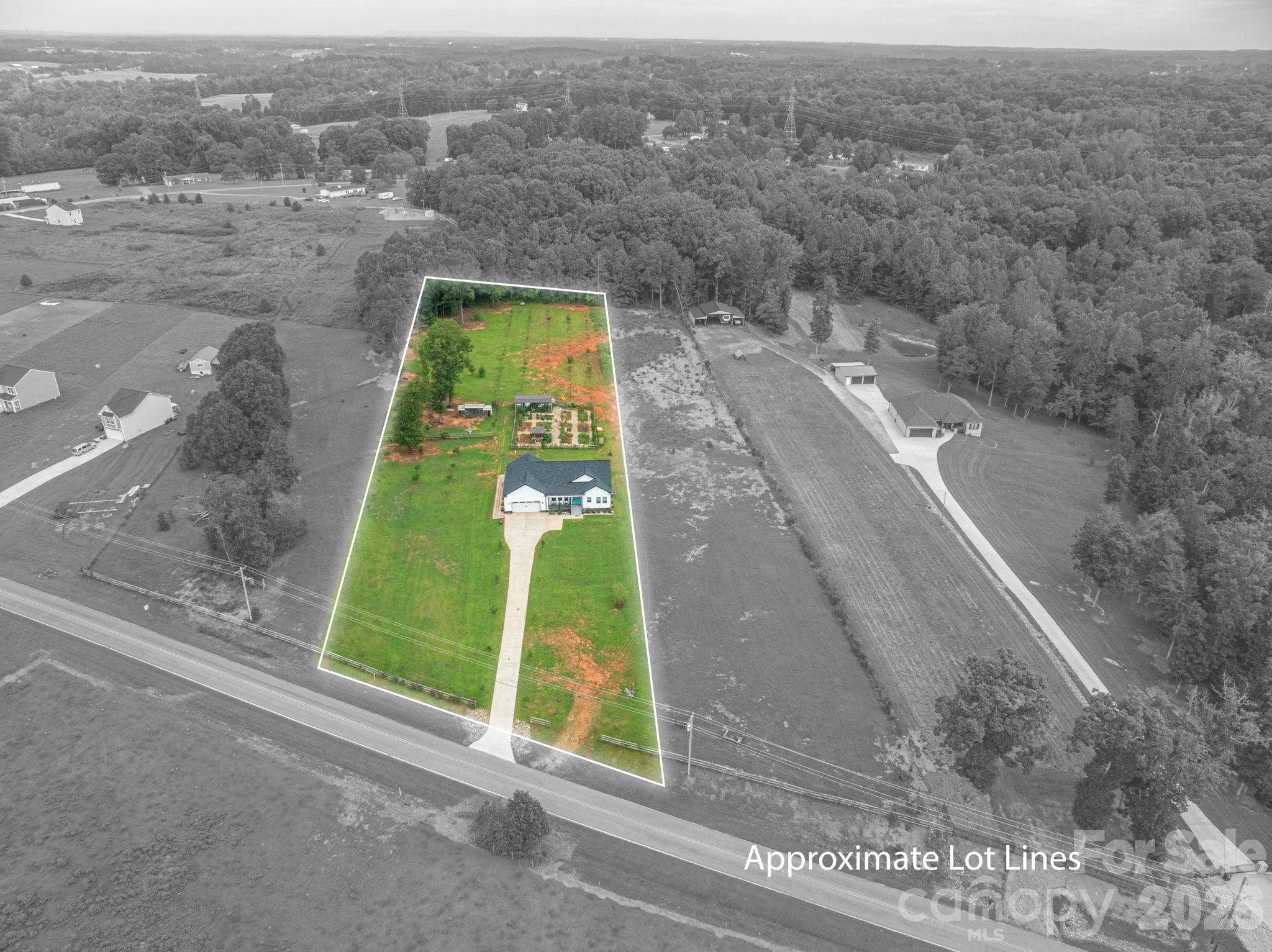 1484 Null Rd, Lincolnton, NC 28092