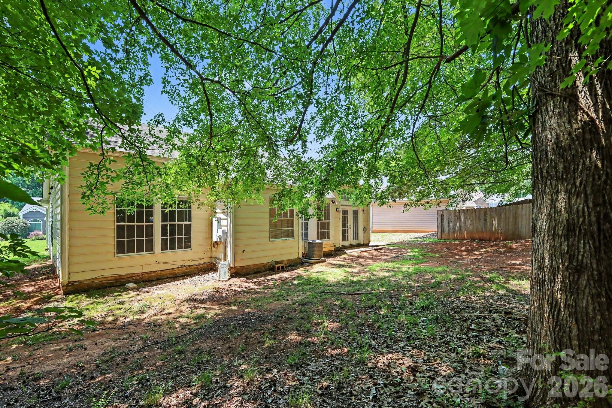 7925 Turquoise Dr, Charlotte, NC 28215
