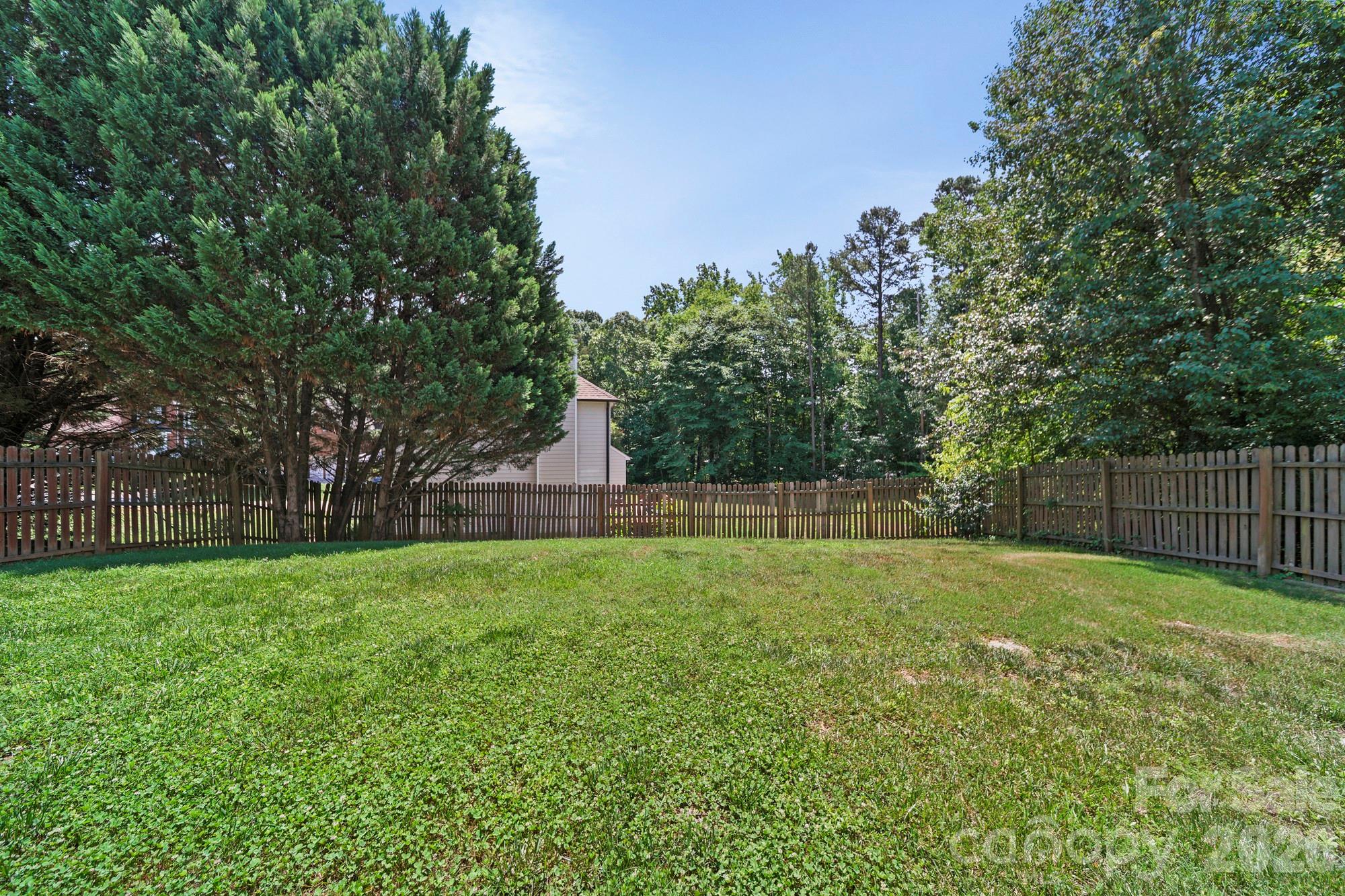 3124 Arklow Rd, Charlotte, NC 28269
