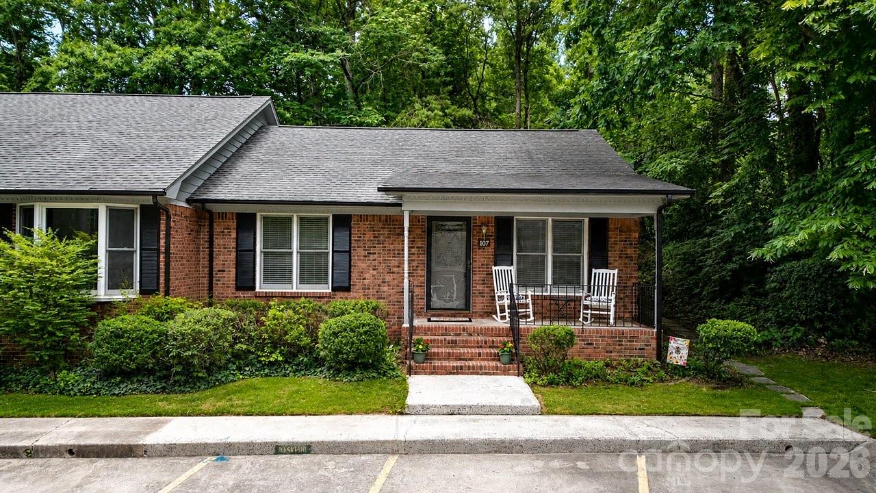 107 David Ct, Fort Mill, SC 29715