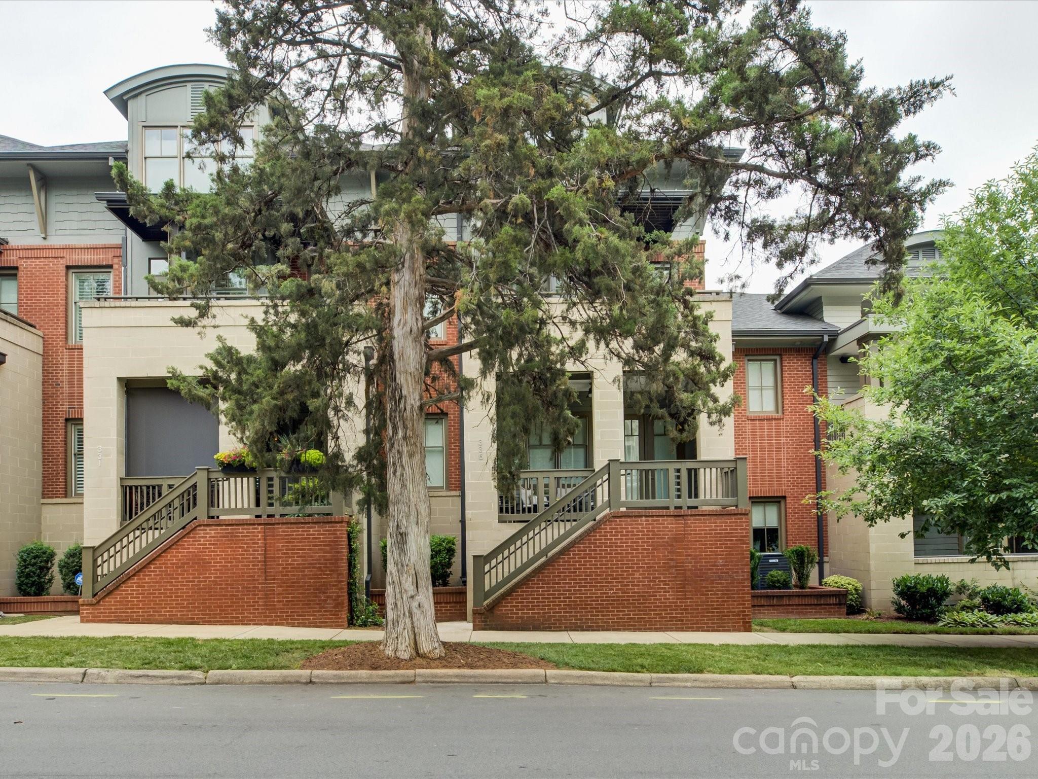 335 E Tremont Ave, Charlotte, NC 28203