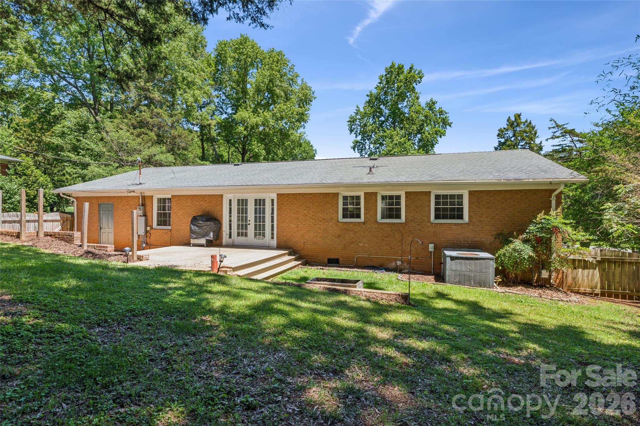 8420 Wilson Woods Dr, Charlotte, NC 28227