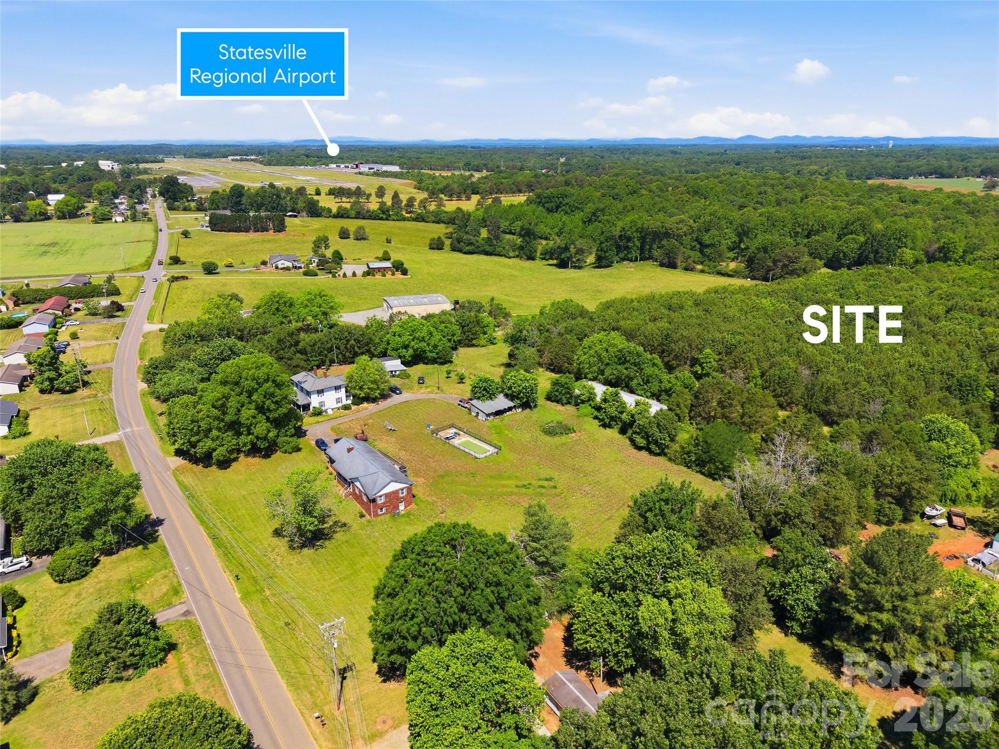 178 Old Airport Rd, Statesville, NC 28677